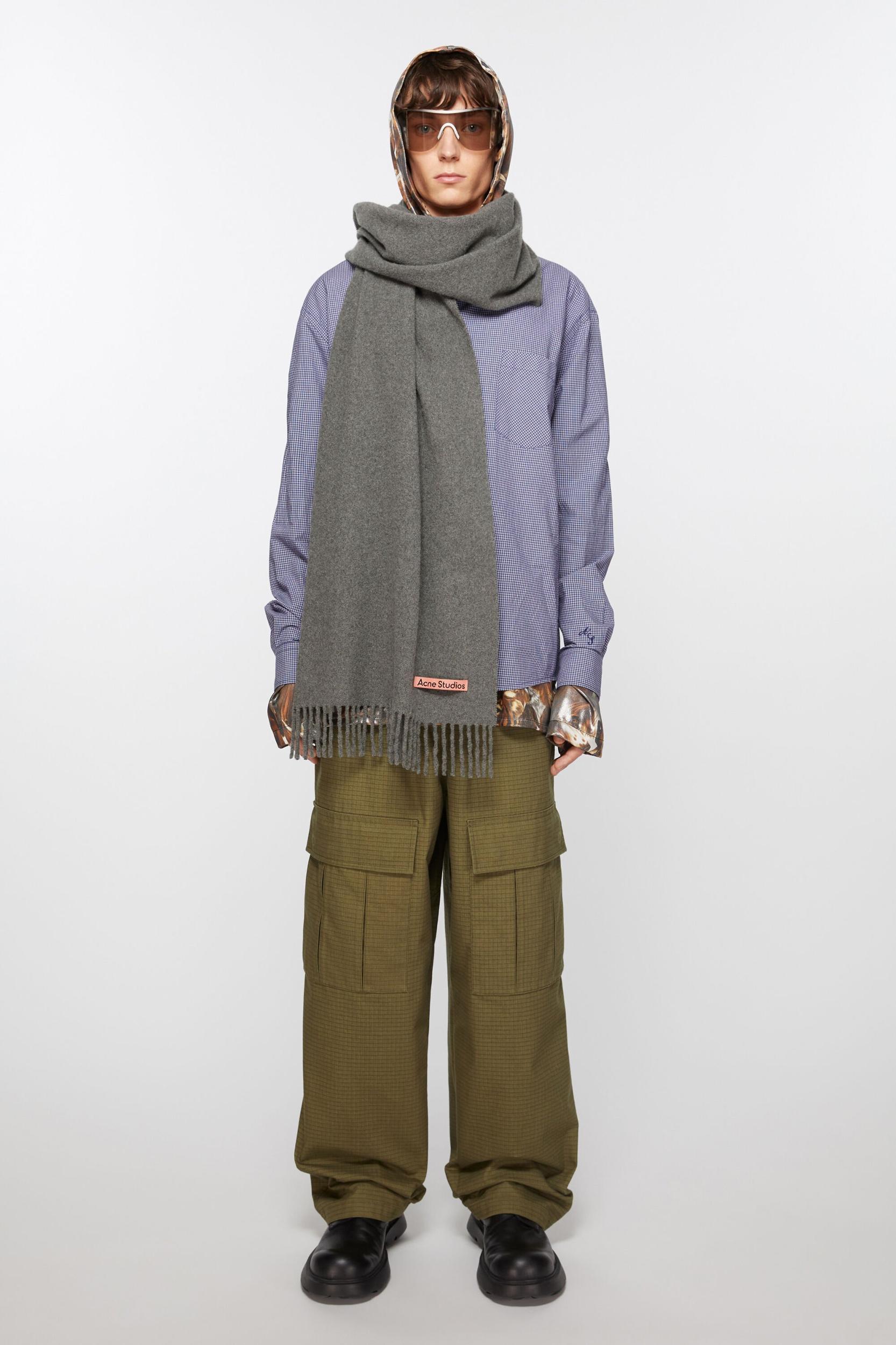 Cashmere fringe scarf - Narrow Product Image