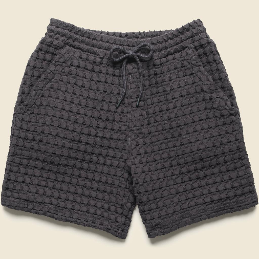 5.5" Porto Waffle Shorts - Black Product Image