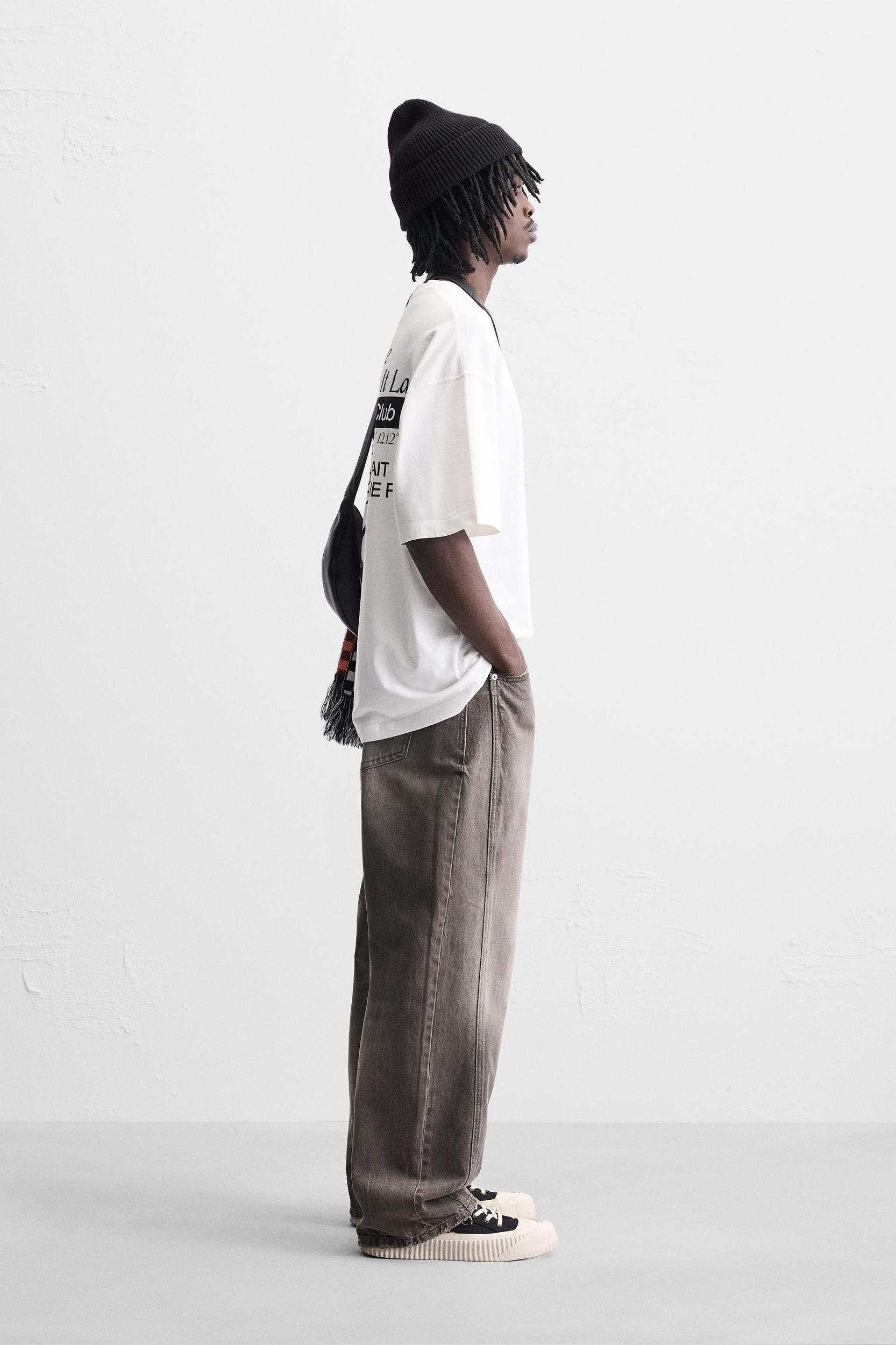 TEXT PRINT T-SHIRT Product Image