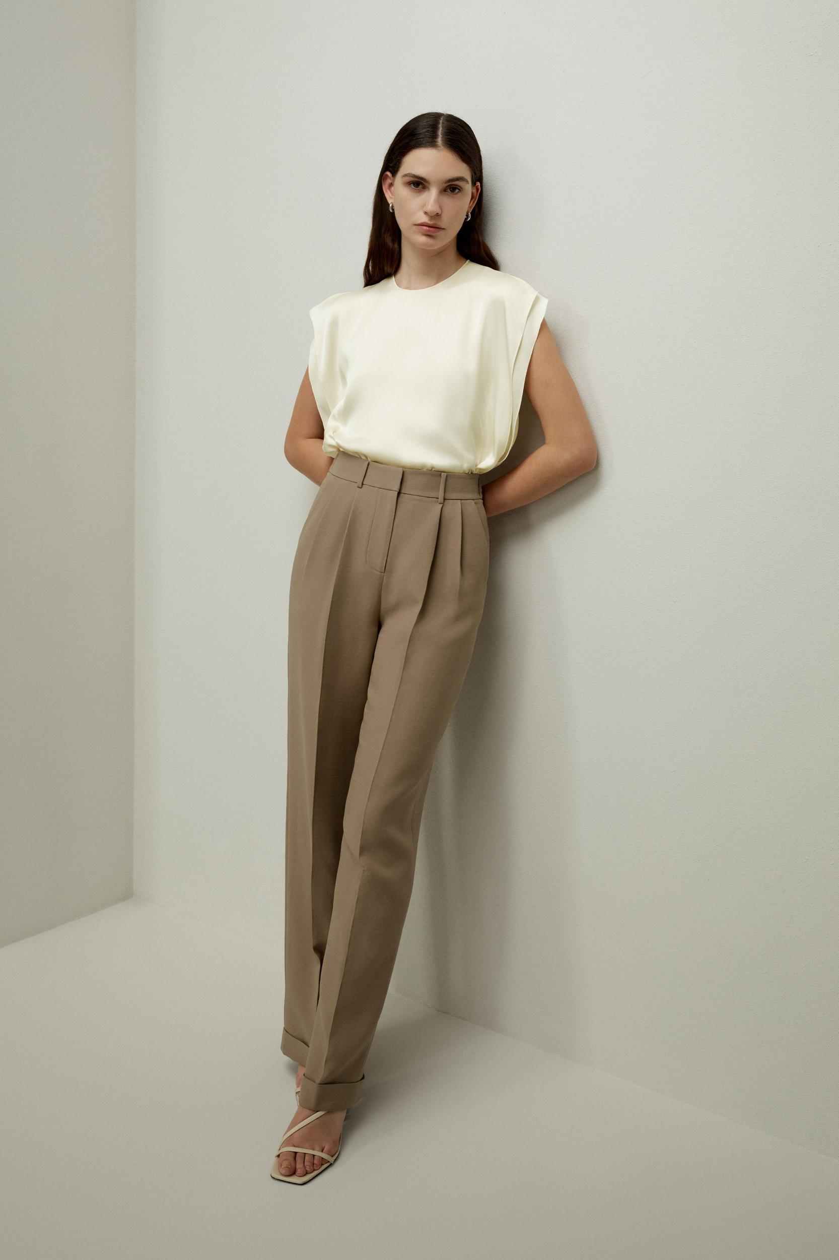 Elegant Silk Sleeveless Crewneck Top Product Image