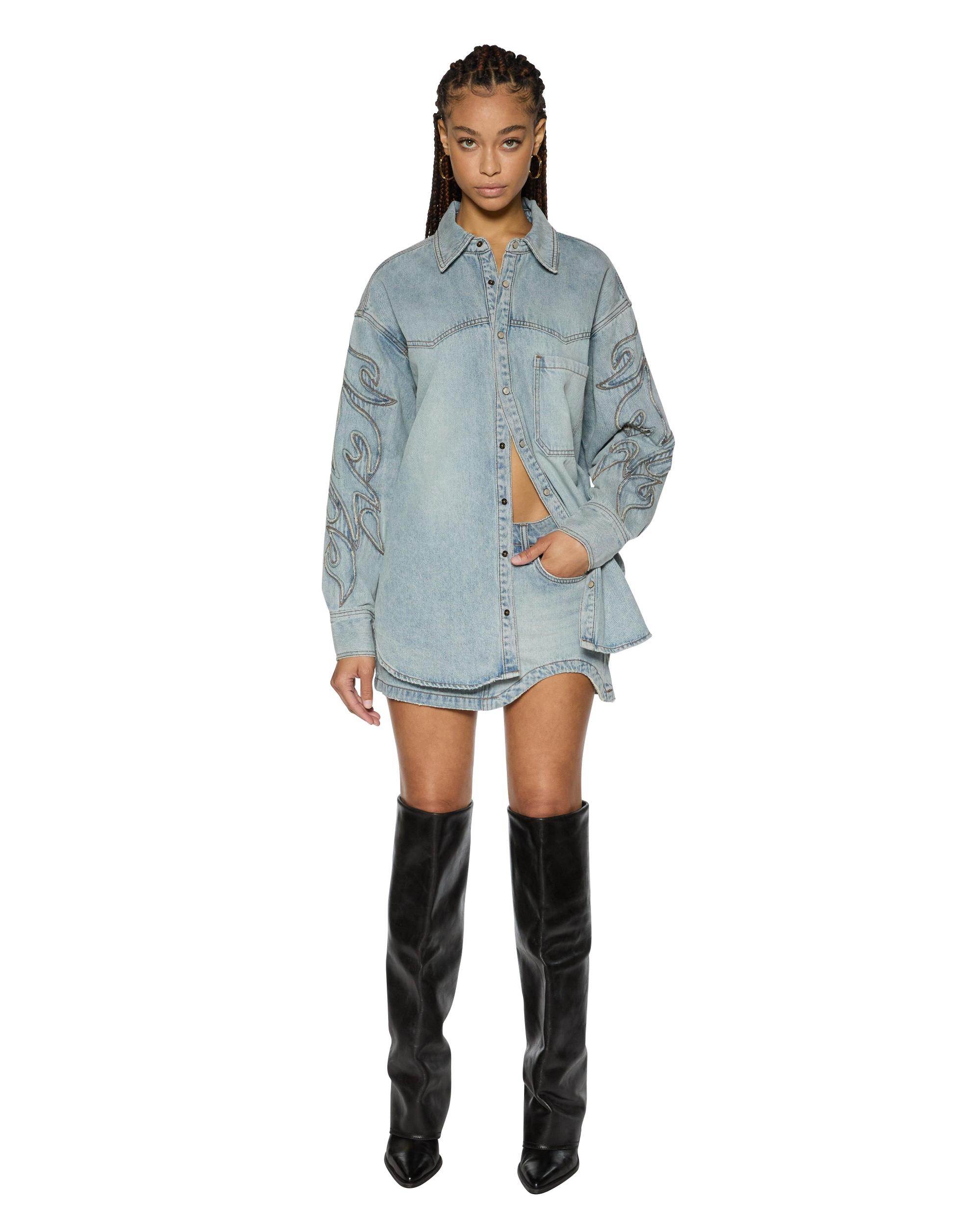 FRONTIER LS SHIRT PARAGON PATCH Female Product Image