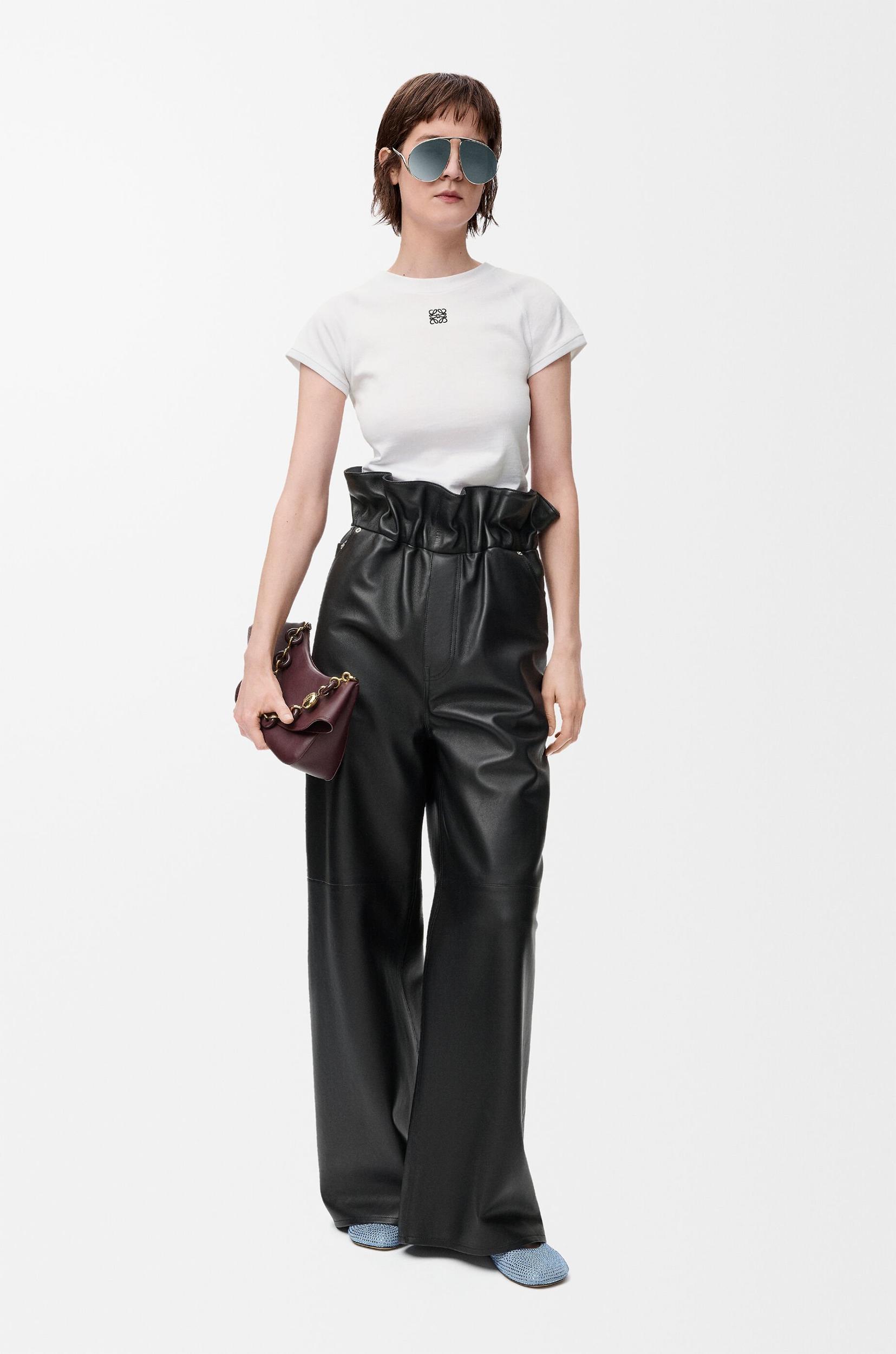 Small fit t-shirt in cotton blend Product Image