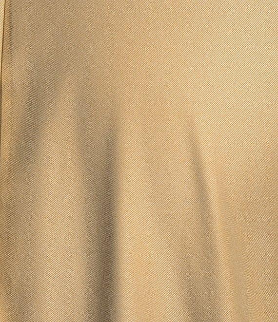 Roundtree & Yorke Performance The Traveler Long Sleeve Solid Twill Sport Shirt Product Image