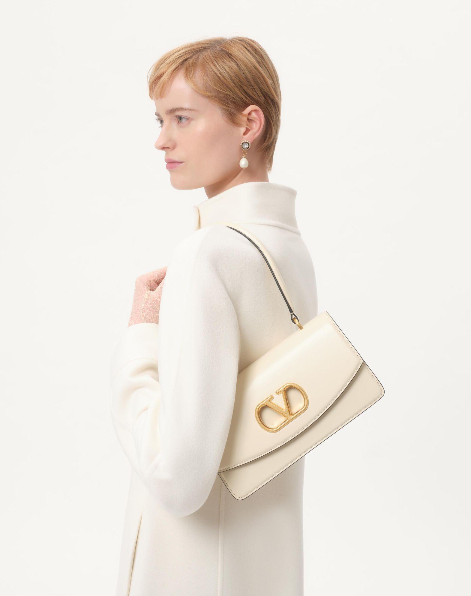 Compact Drap Coat  Product Image