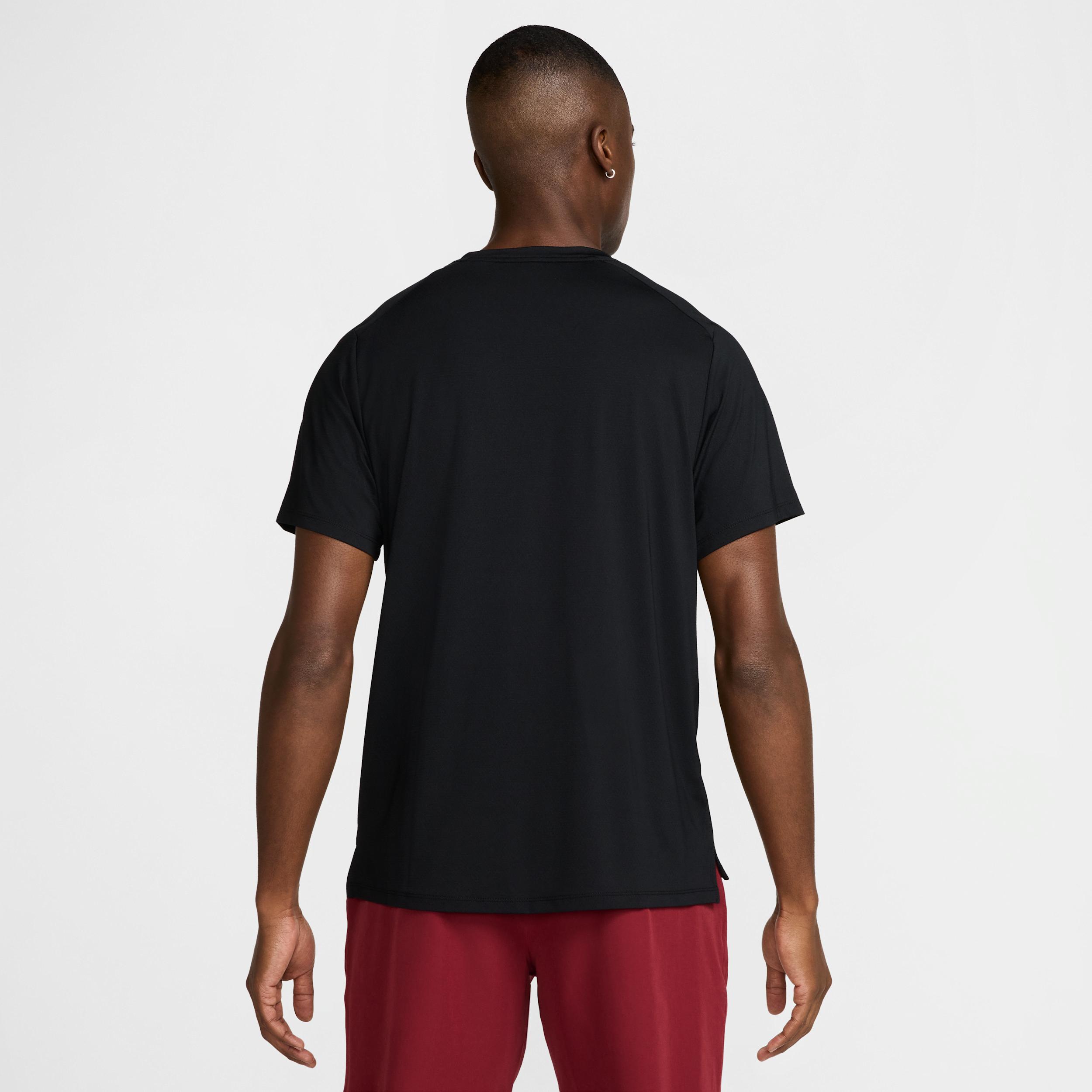 Nike Men's Court Advantage Dri-FIT Tennis Top Product Image