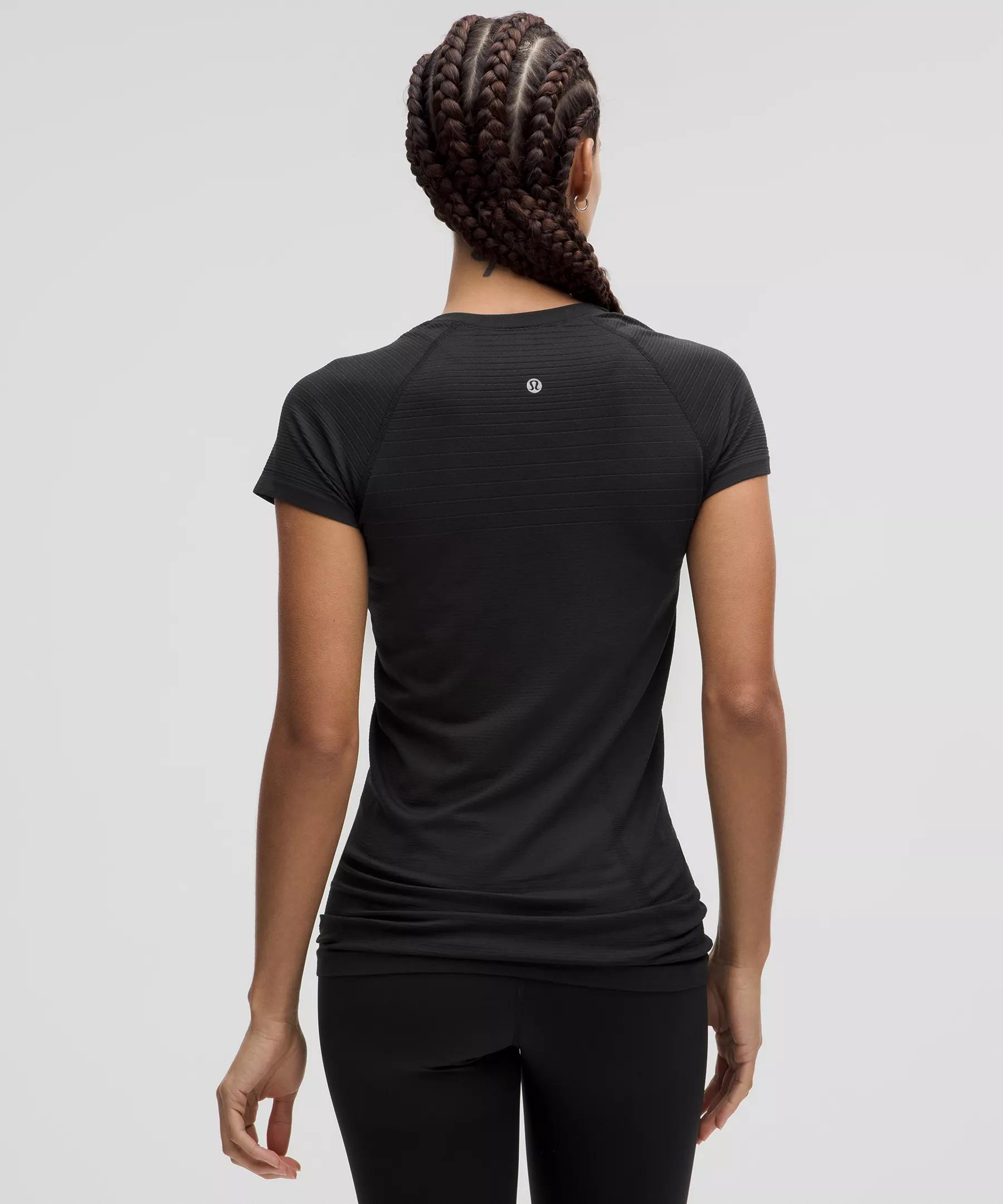 Swiftly Tech Short-Sleeve Shirt 2.0 Hip Length *Glow Stripe Product Image