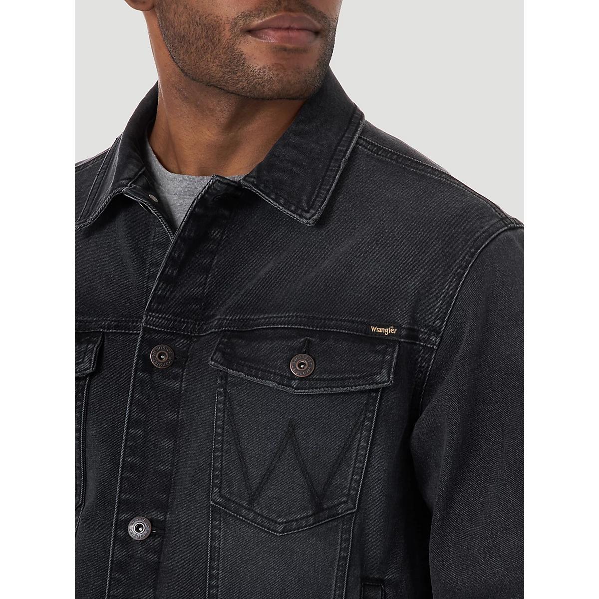 Men's Wrangler® Classic Denim Trucker Jacket Product Image