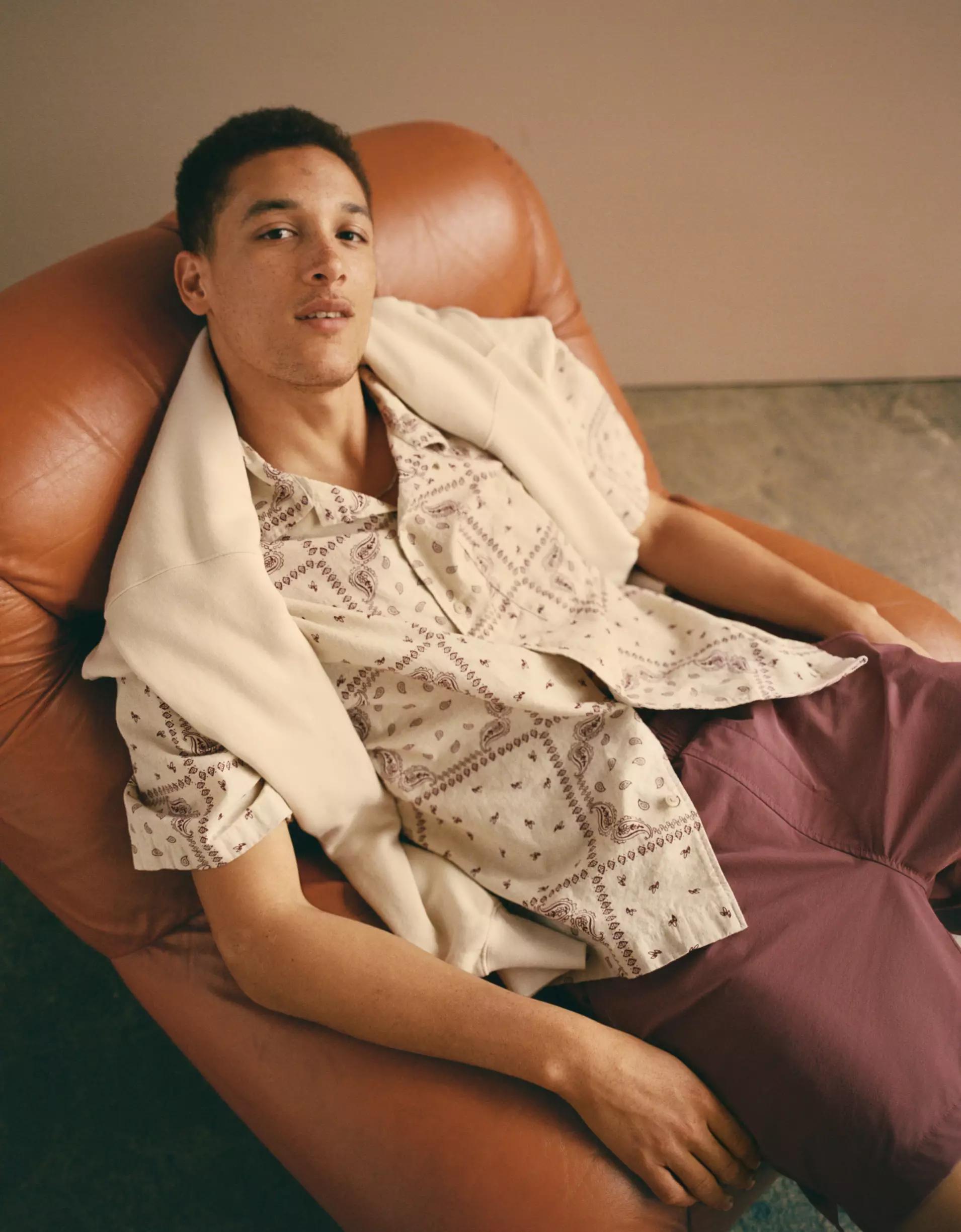 AE Poolside Linen-Blend Printed Button-Up Shirt Product Image