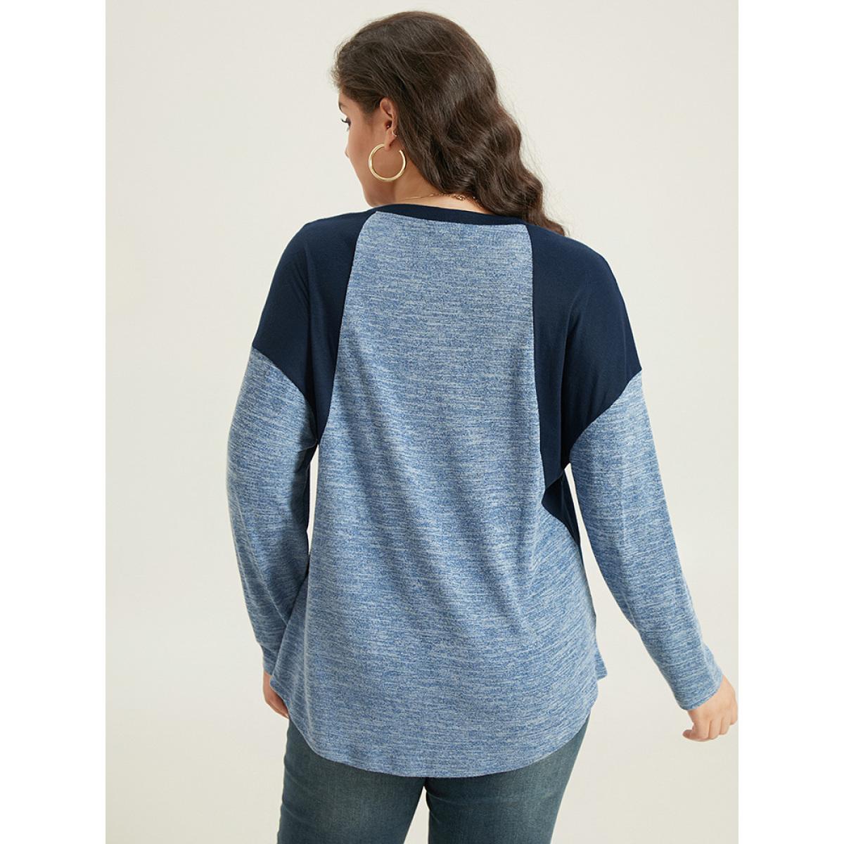 Plus Size Heather Patchwork Round Neck Curved Hem T-shirt Blue Women Elegant Contrast Plain Round Neck Dailywear T-shirts BloomChic 26/4X Product Image