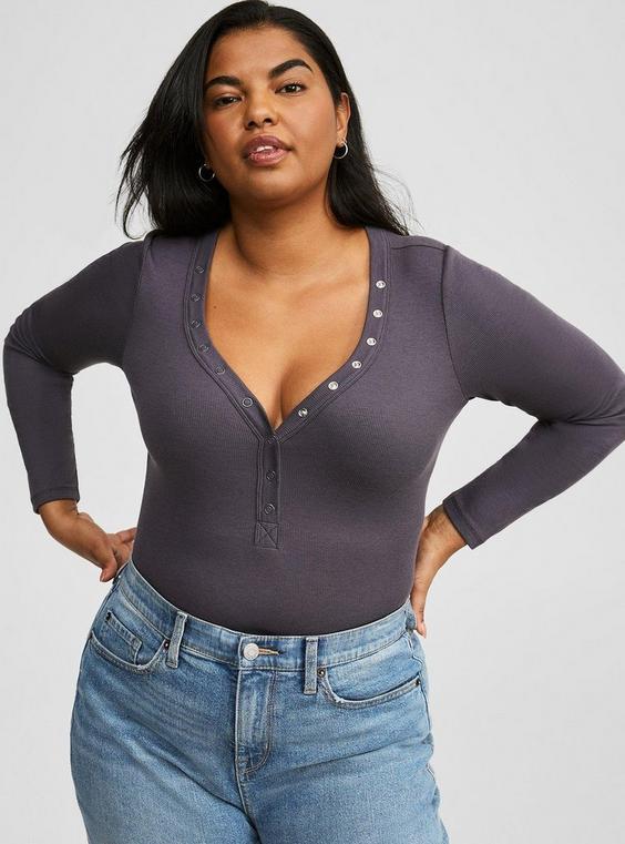 Ribbed V-Neck Long Sleeve Top Product Image