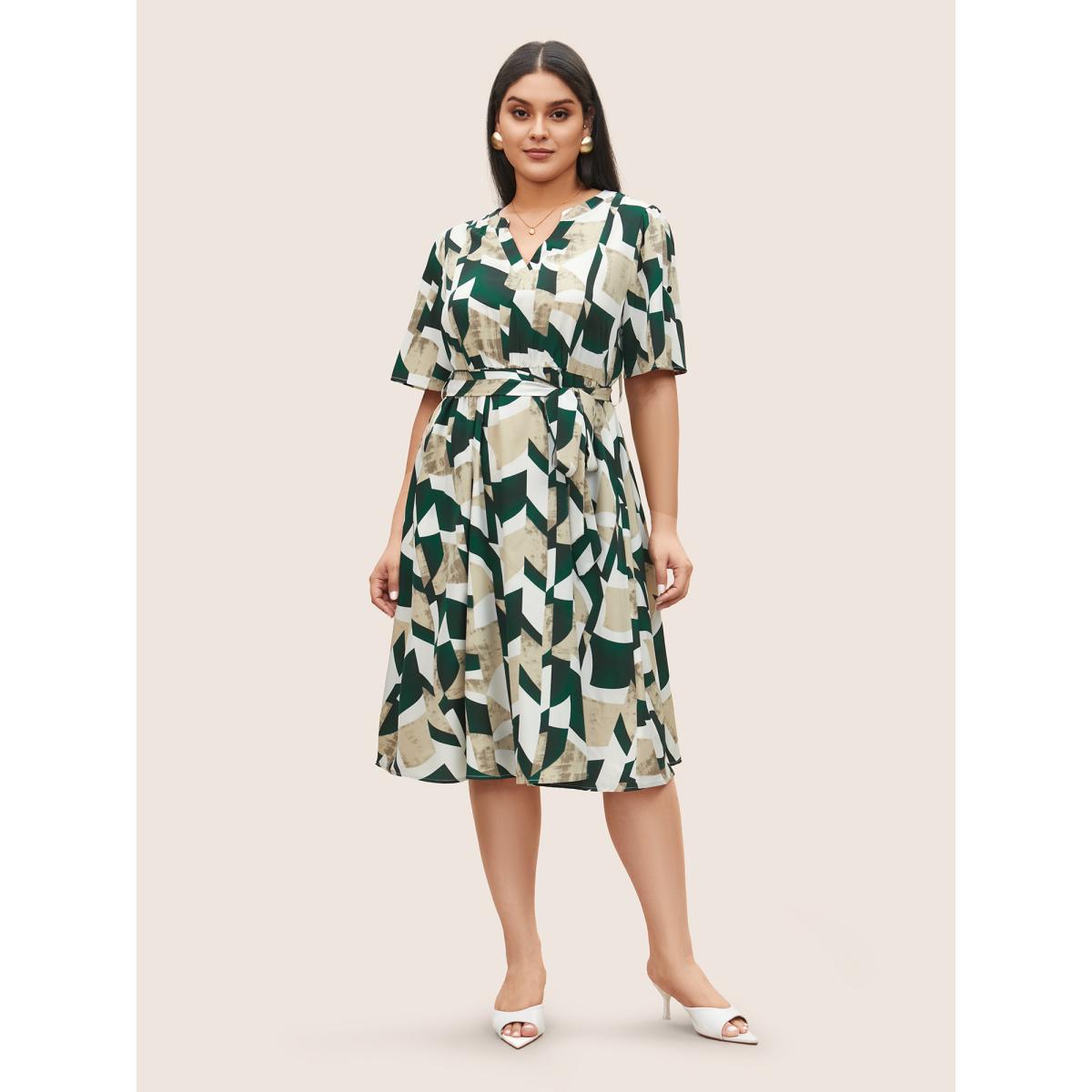 Plus Size Geometric Pocket Flat Collar With V Notch Dress DarkGreen Women At the Office Belted Flat collar with V-notch Short sleeve Curvy Midi Dress BloomChic 22-24/3X Product Image