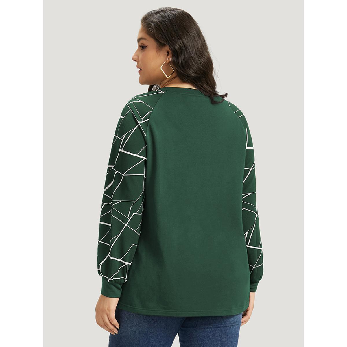 Plus Size Geometric Round Neck Raglan Sleeve Sweatshirt Women DarkGreen Casual Elastic cuffs Round Neck Dailywear Sweatshirts BloomChic 22-24/3X Product Image