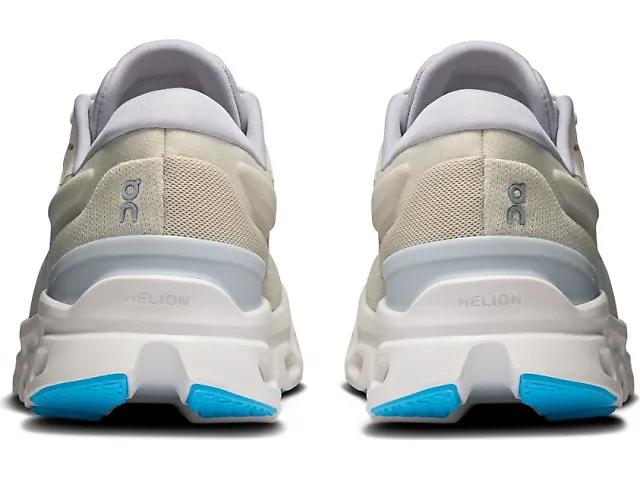 Women's | On Cloudstratus 3 Product Image