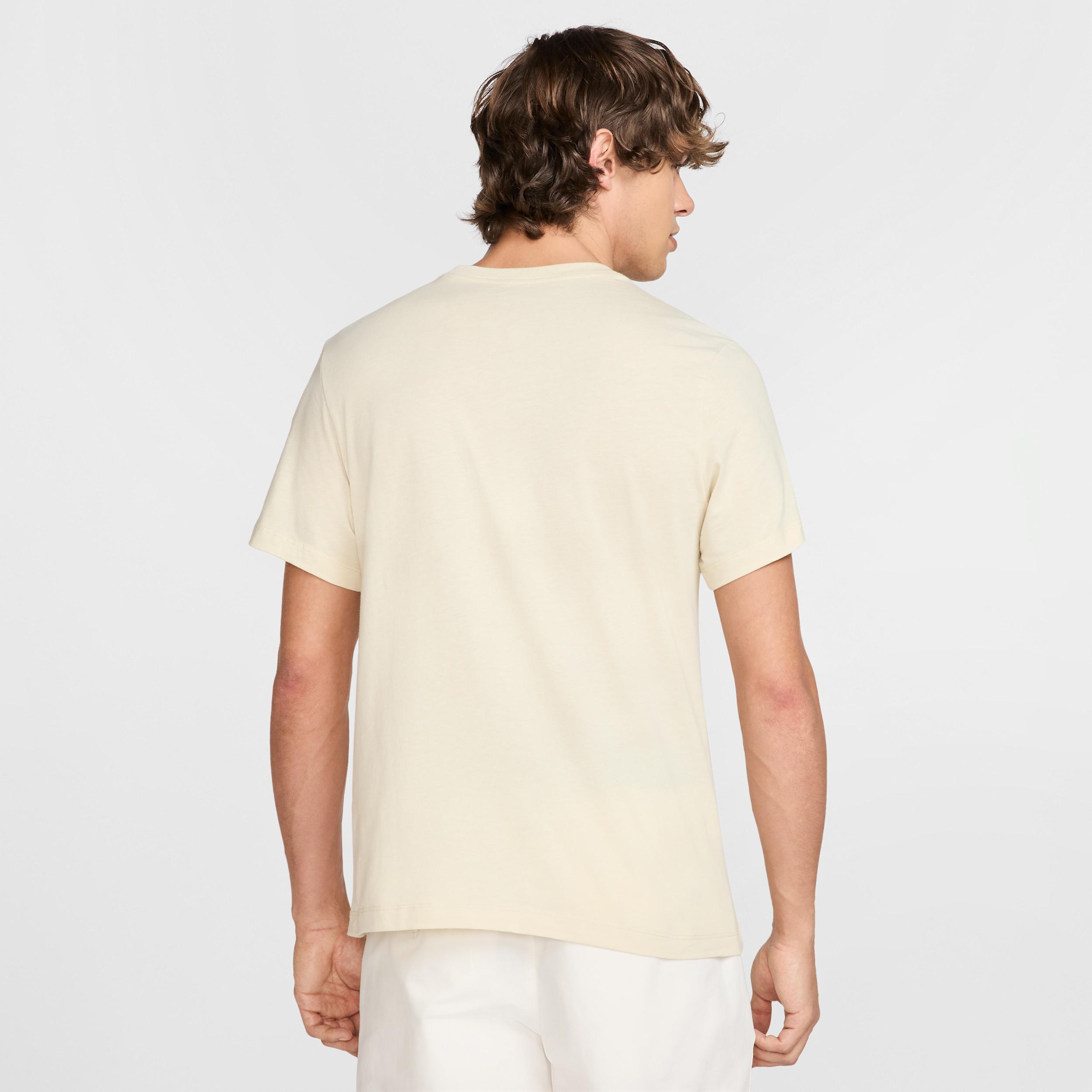 Nike Sportswear Men's T-Shirt Product Image