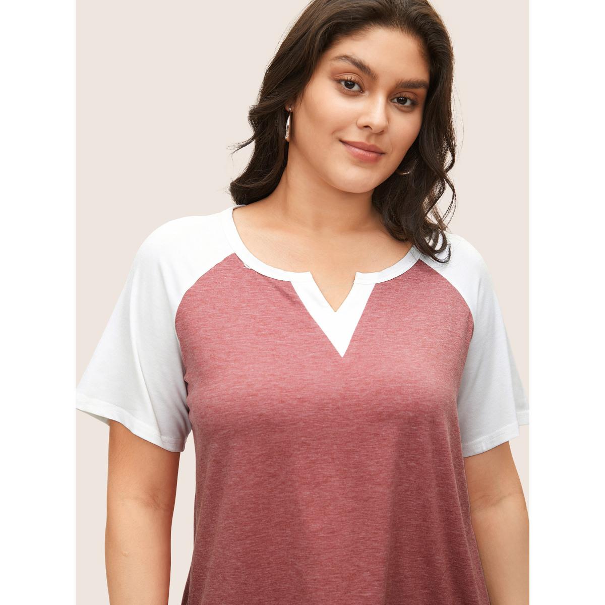 Plus Size Colorblock Contrast Notched Raglan Sleeve T-shirt Russet Women Leisure Plain Casual T-shirts BloomChic 22-24/3X Product Image