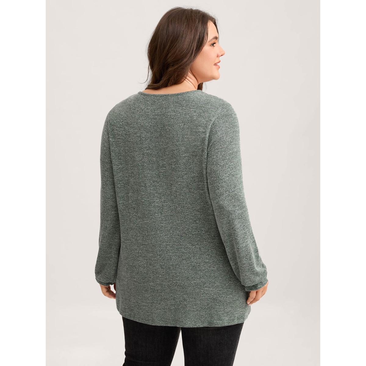 Plus Size Round Neck Heather Pleated T-shirt Emerald Women Leisure Pleated Round Neck Loose Casual T-shirts BloomChic 26/4X Product Image