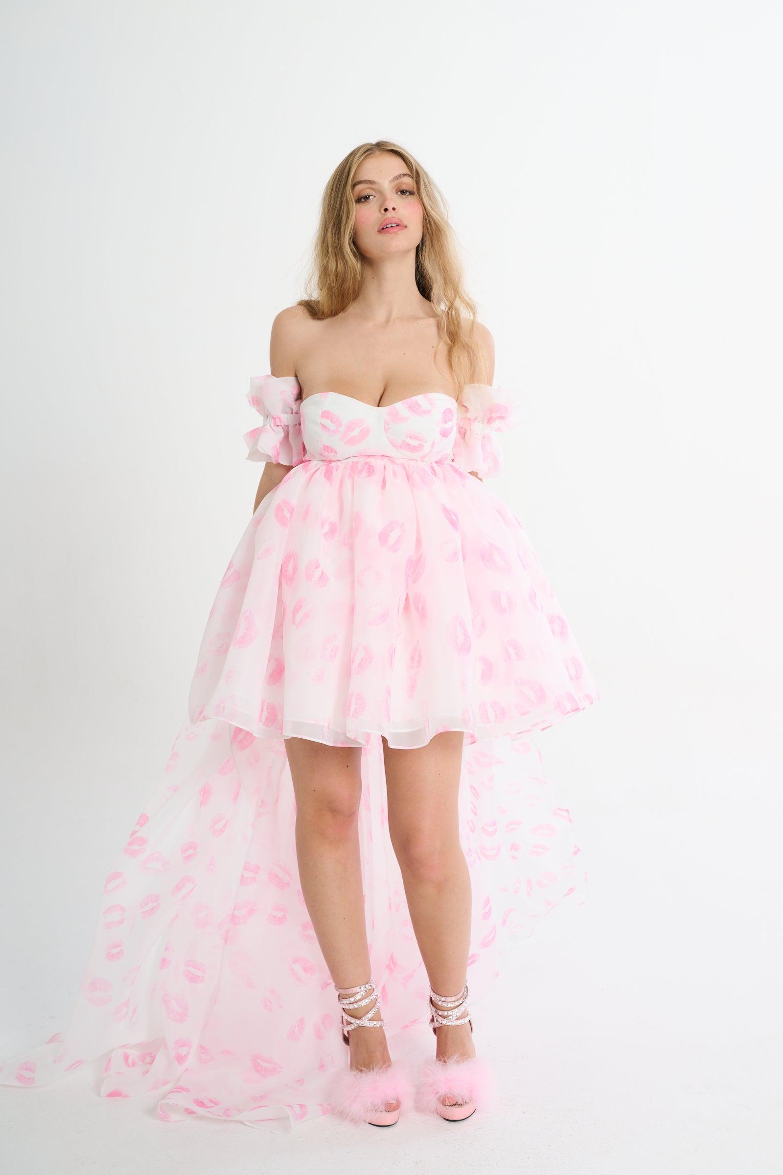 Kiss on the Lips Runway Puff Dress Product Image