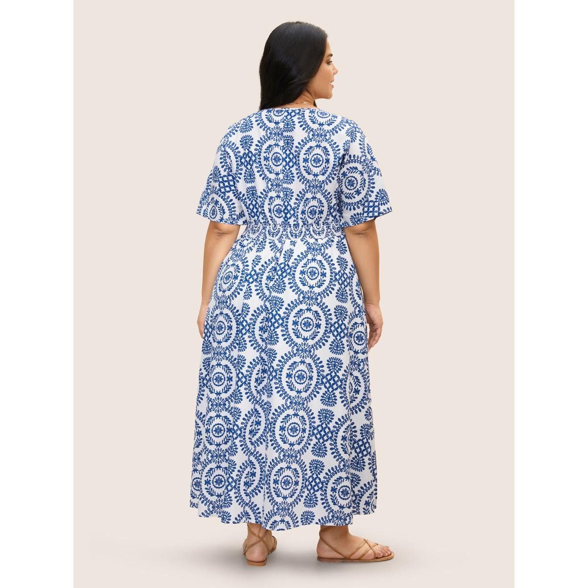 Plus Size Bandana Print Shirred Split Side Maxi Dress Mediumblue Women Resort Shirred V-neck Short sleeve Curvy BloomChic 12/L Product Image