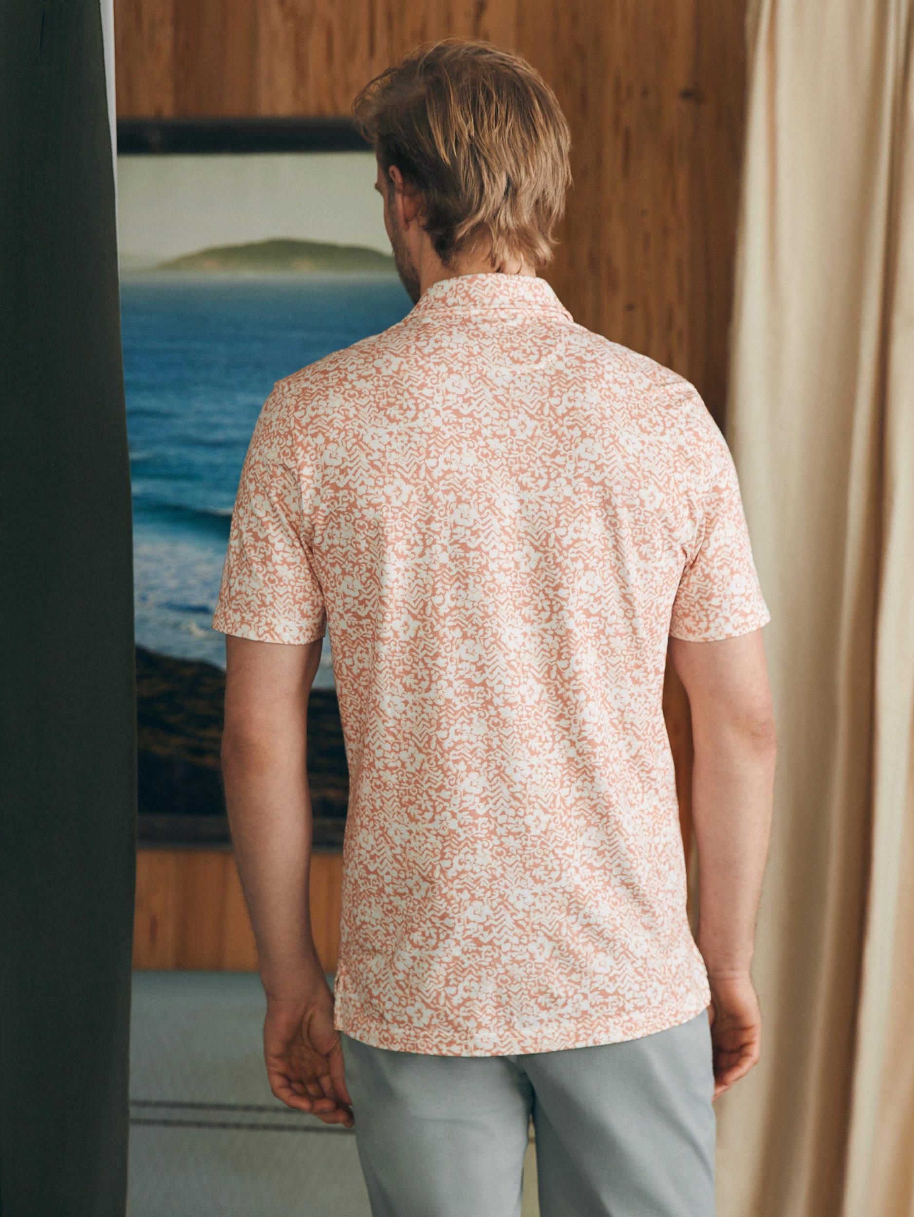 Short-Sleeve Movement™ Pique Polo - Hilo Rose Floral Print Male Product Image