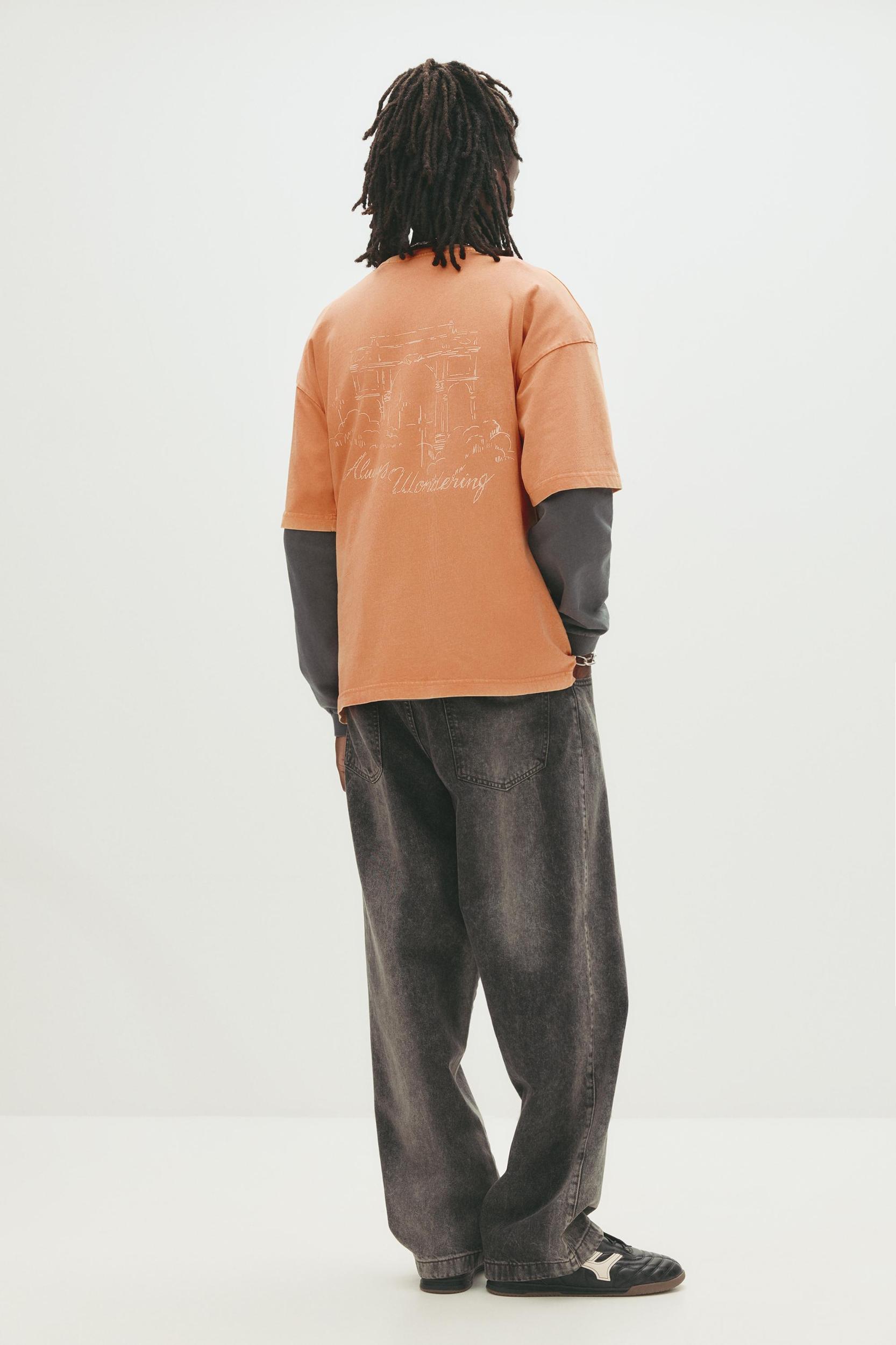 Orange STWD graphic T-shirt Product Image