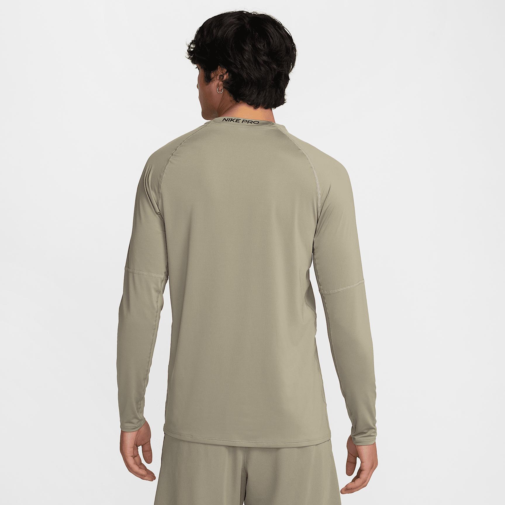 Nike Pro Men's Dri-FIT Slim Long-Sleeve Fitness Top Product Image