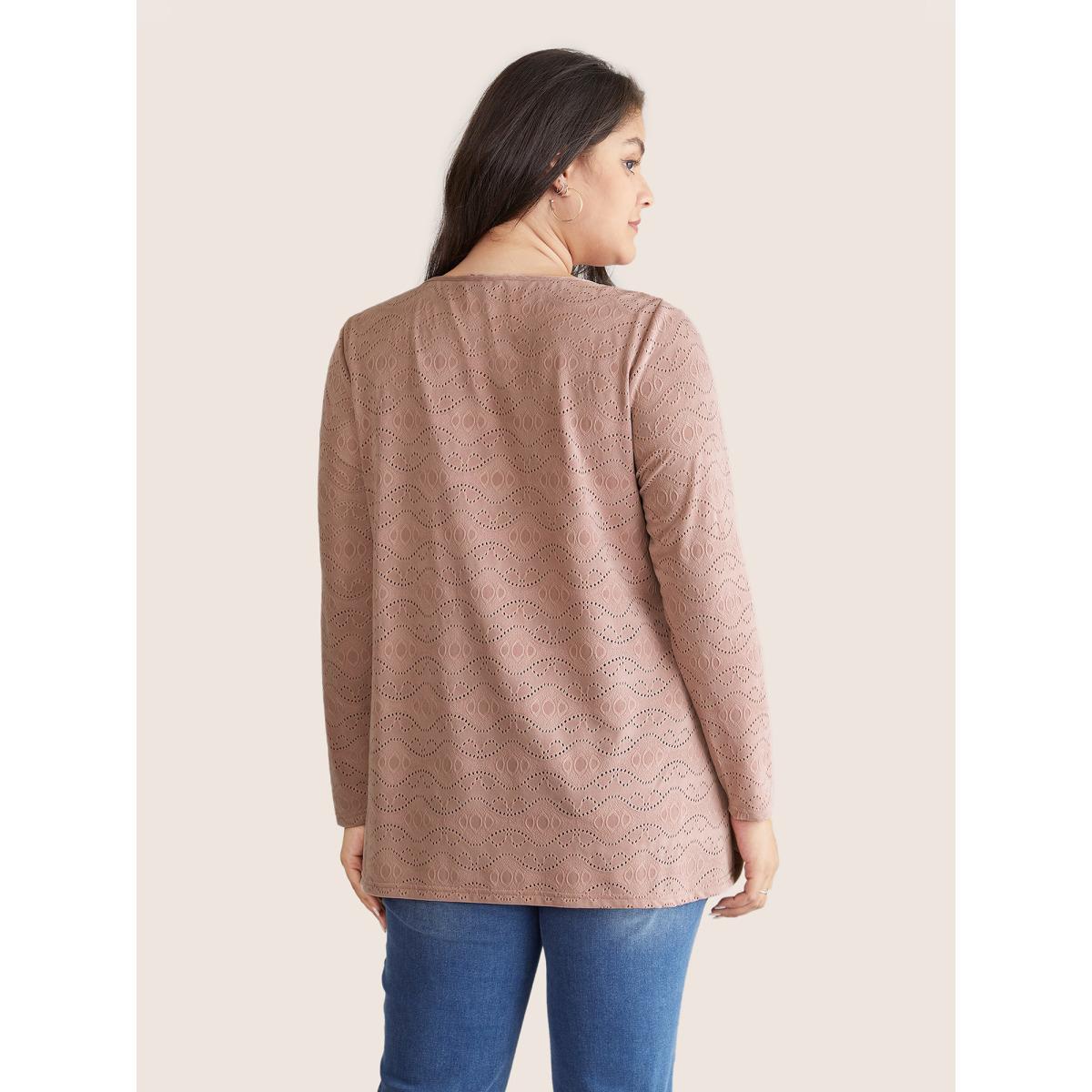 Plus Size Broderie Anglaise Button Detail Arc Hem T-shirt DustyPink Women Casual Texture Plain Round Neck Dailywear T-shirts BloomChic 14-16/1X Product Image