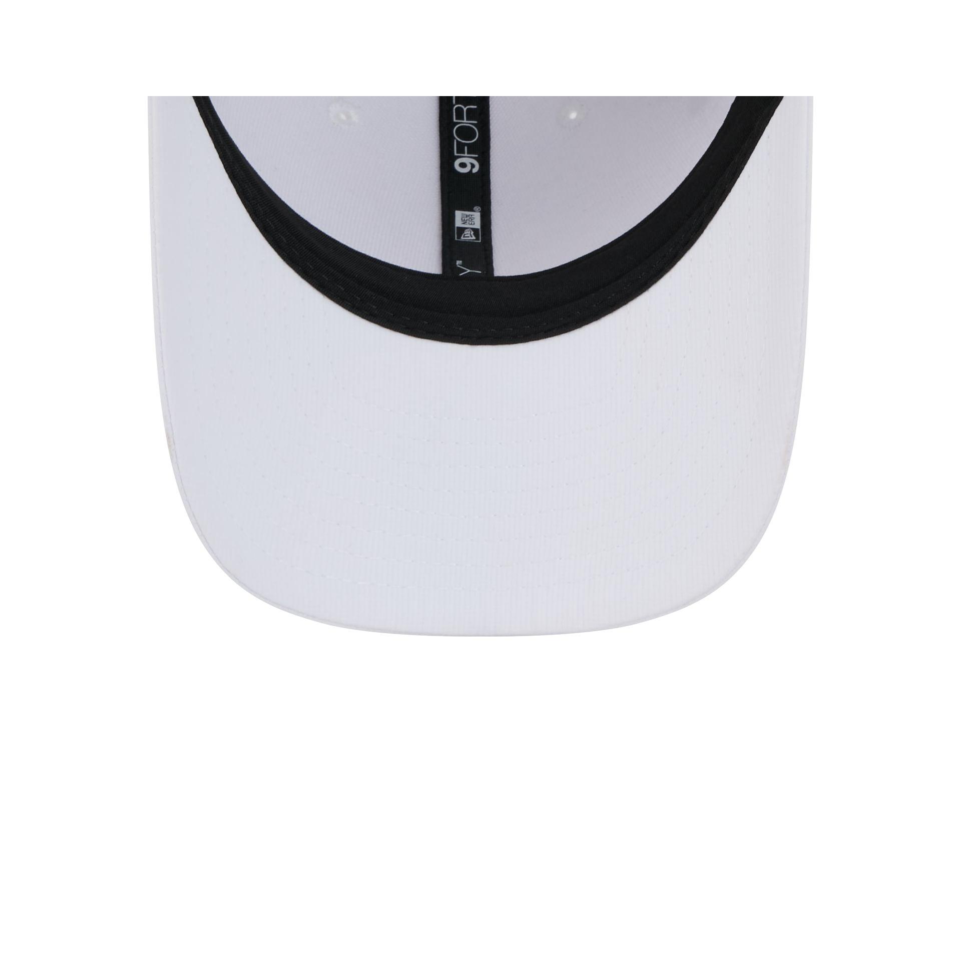 New Era Cap Optic White Performance 9FORTY M-Crown Snapback Hat Male Product Image