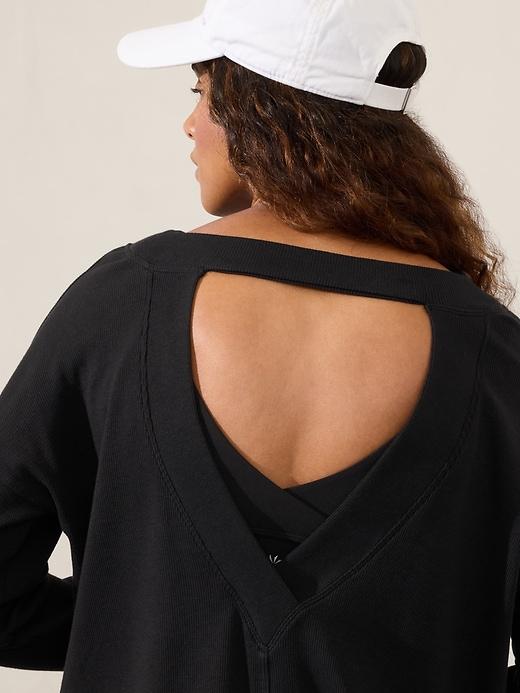 Presence Sweatshirt Product Image