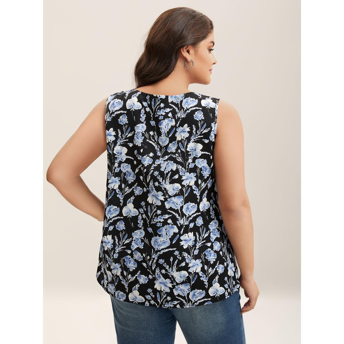 Plus Size Floral Print Pleated Front Tank Top Women Black Contrast V-neck Everyday-Elegant Tank Tops Camis BloomChic 10/M Product Image