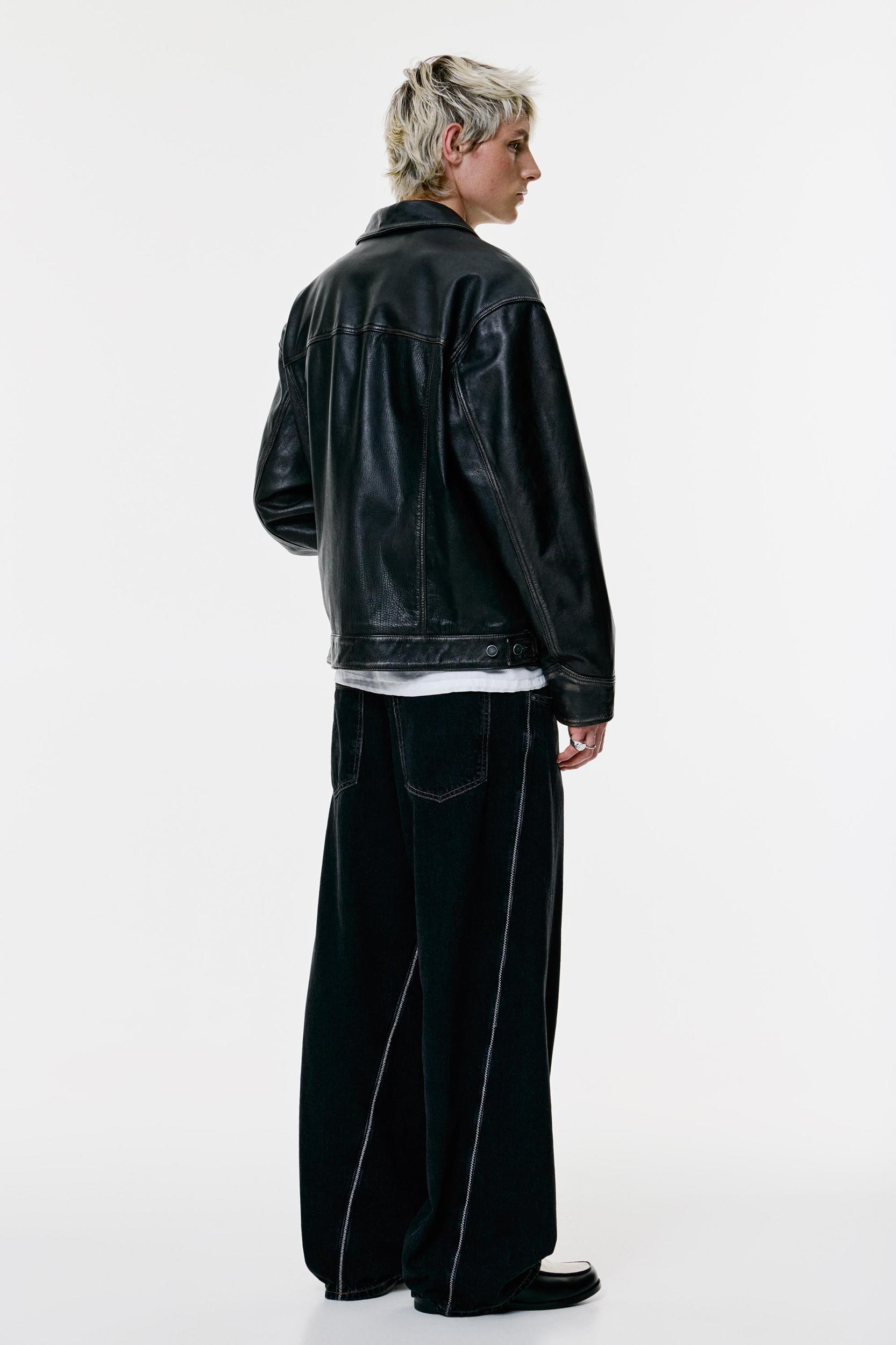 Black wide leg jeans with seams Product Image