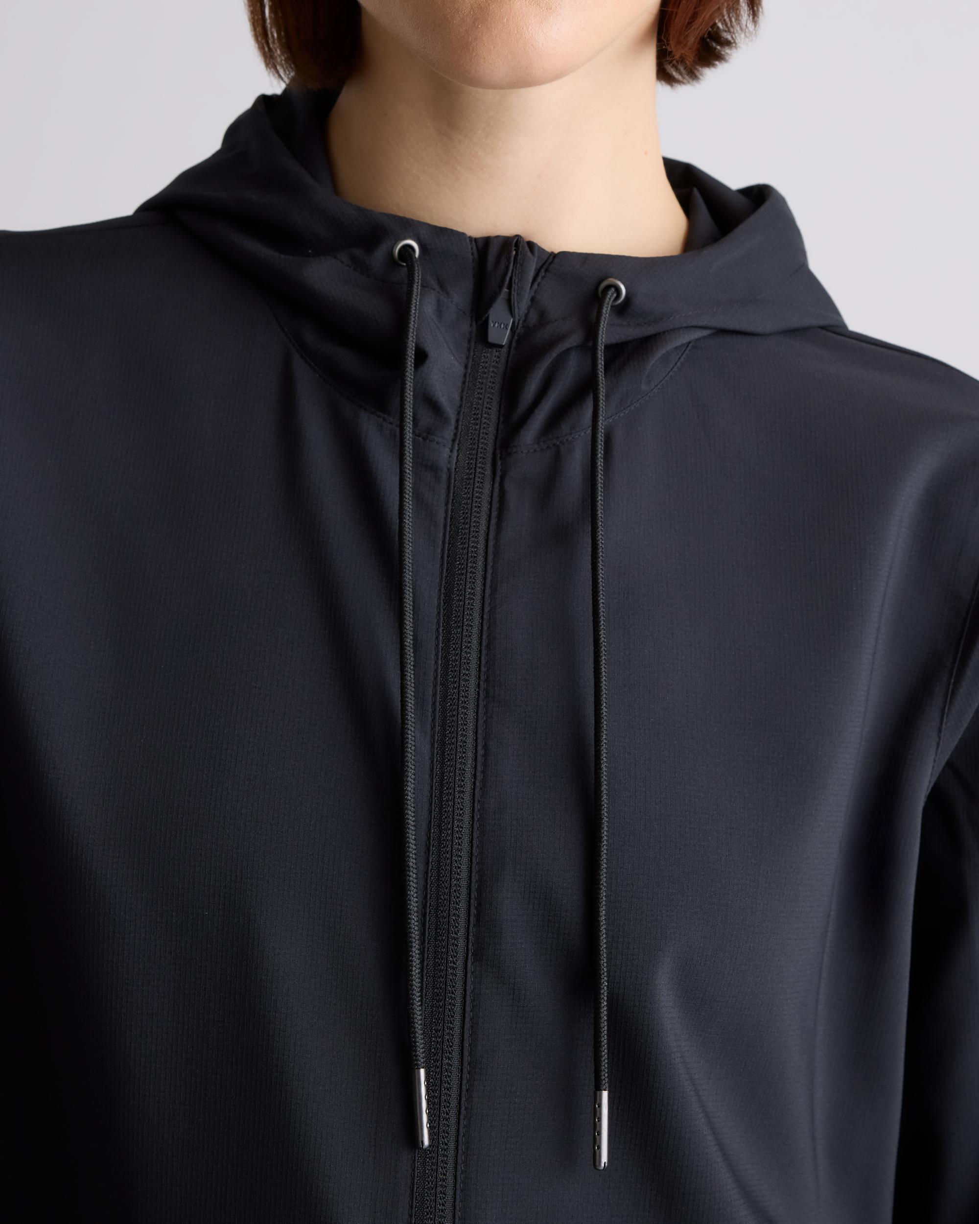 Quince | Women's Micro Ripstop Packable Hike Jacket Polyester Product Image