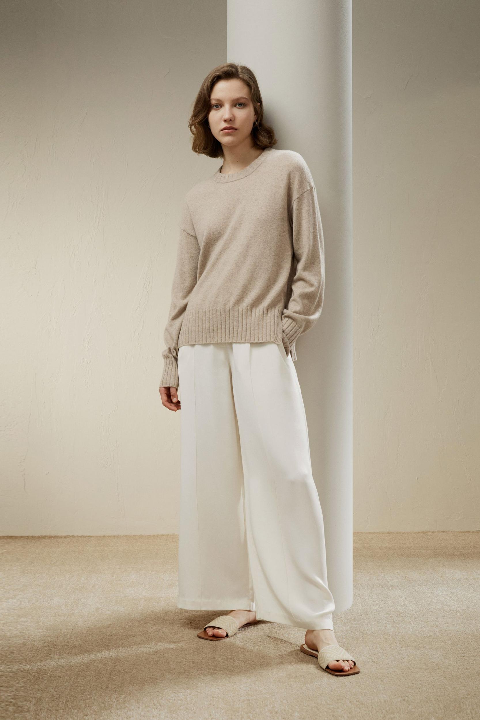 Crew Neck Cashmere Sweater Product Image