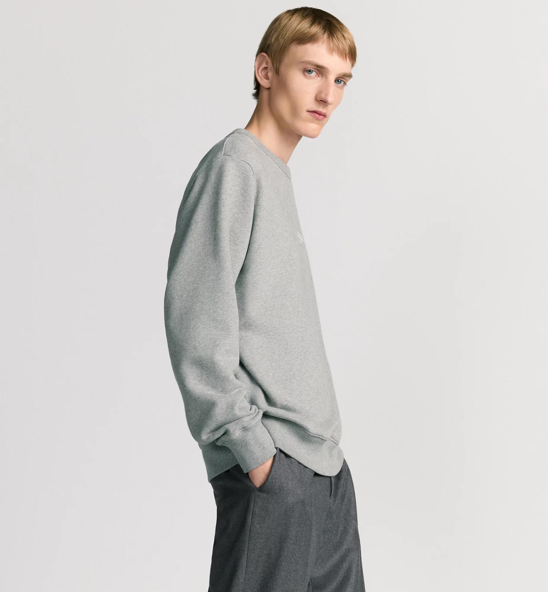 Dior Montaigne Sweatshirt Product Image