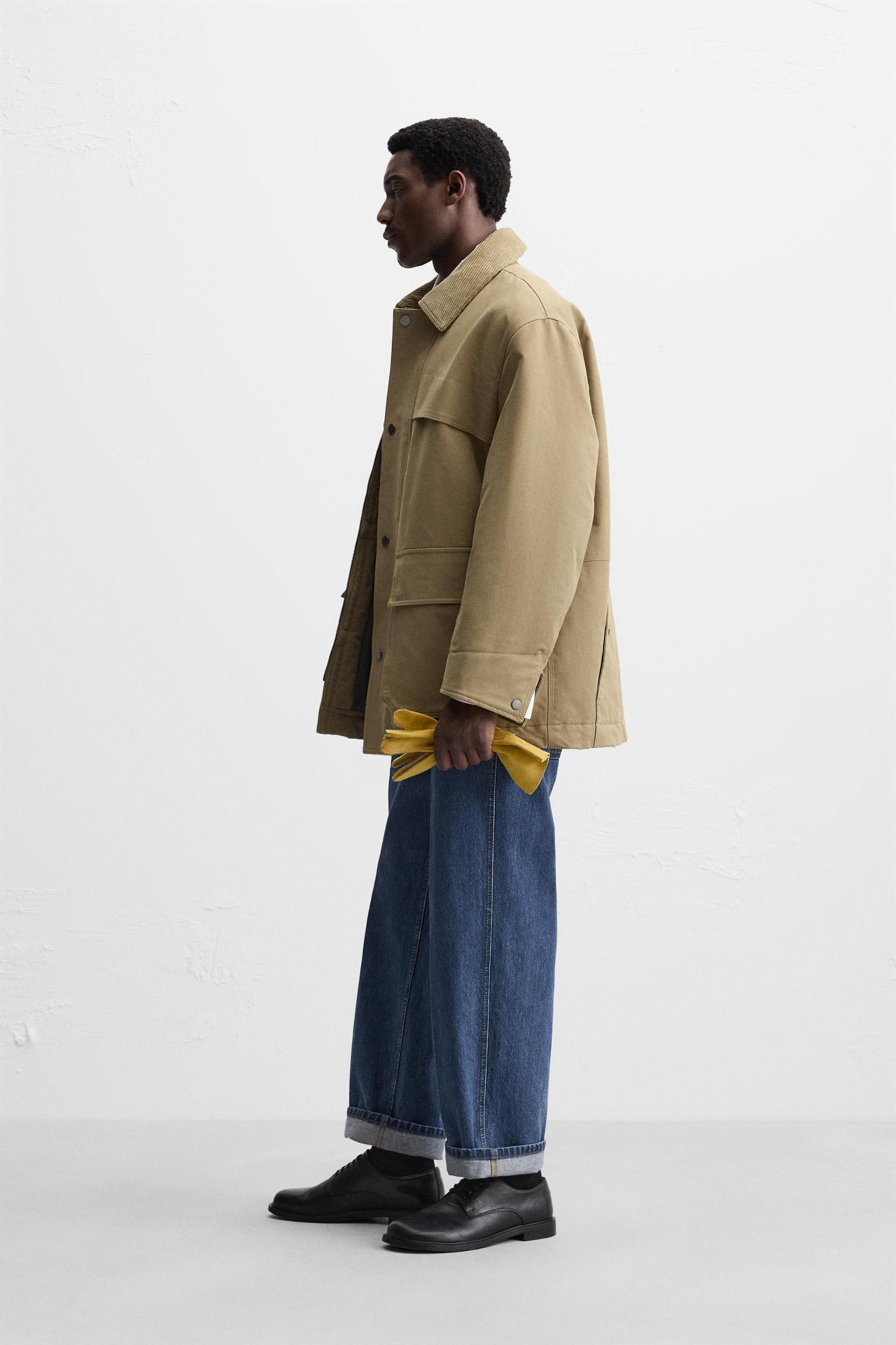 PLEATED STRAIGHT FIT JEANS Product Image