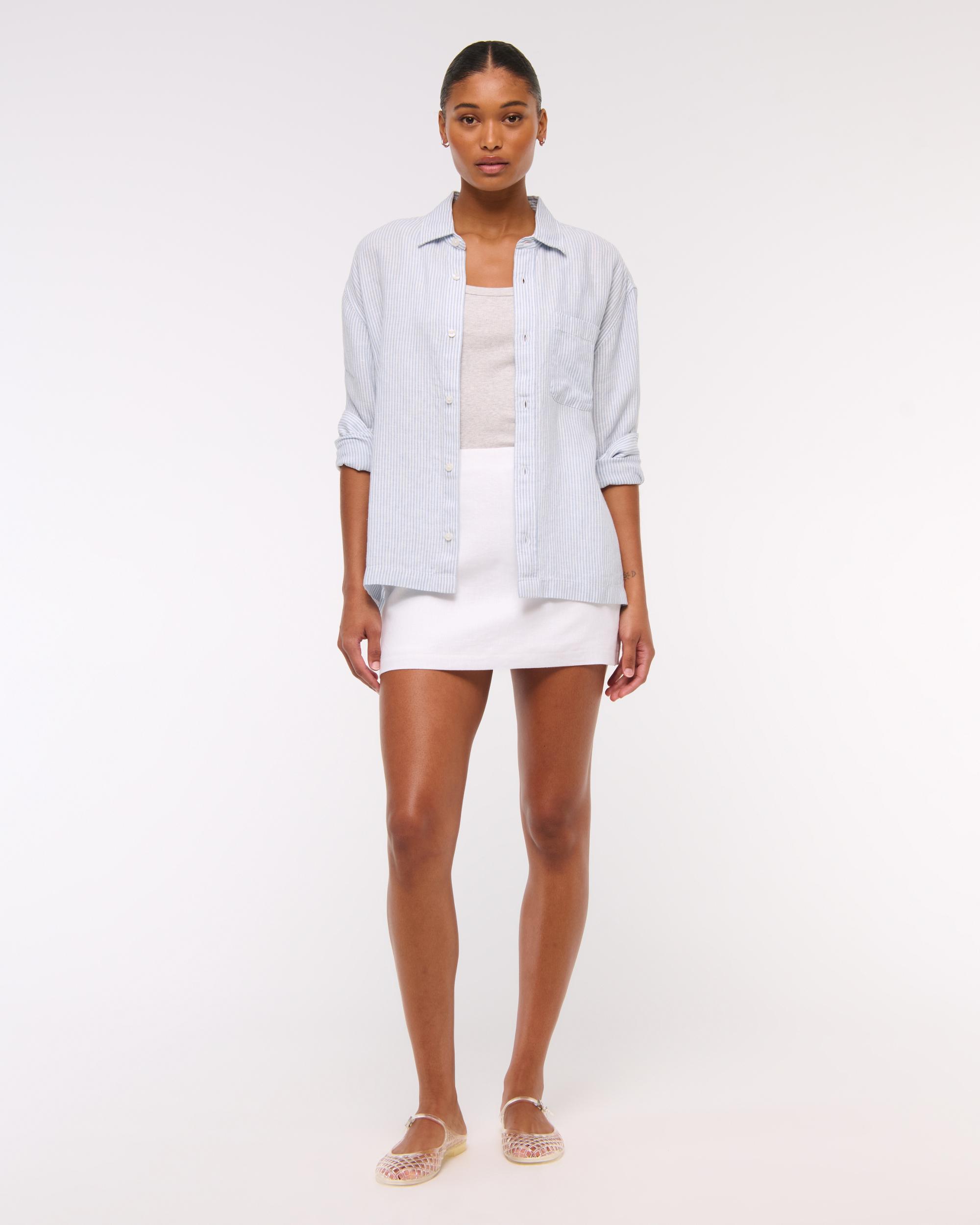 The A&F Scarlett Curve Love Linen-Blend Mini Skort Product Image