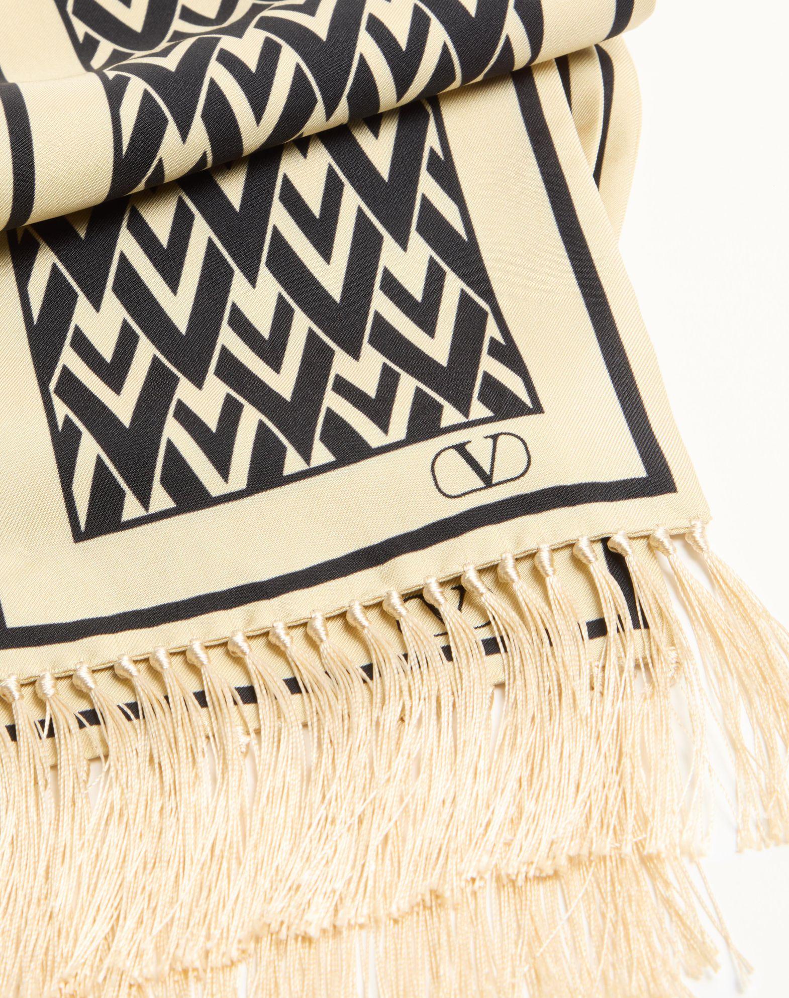 Toute La V Silk Bandeau Scarf Product Image