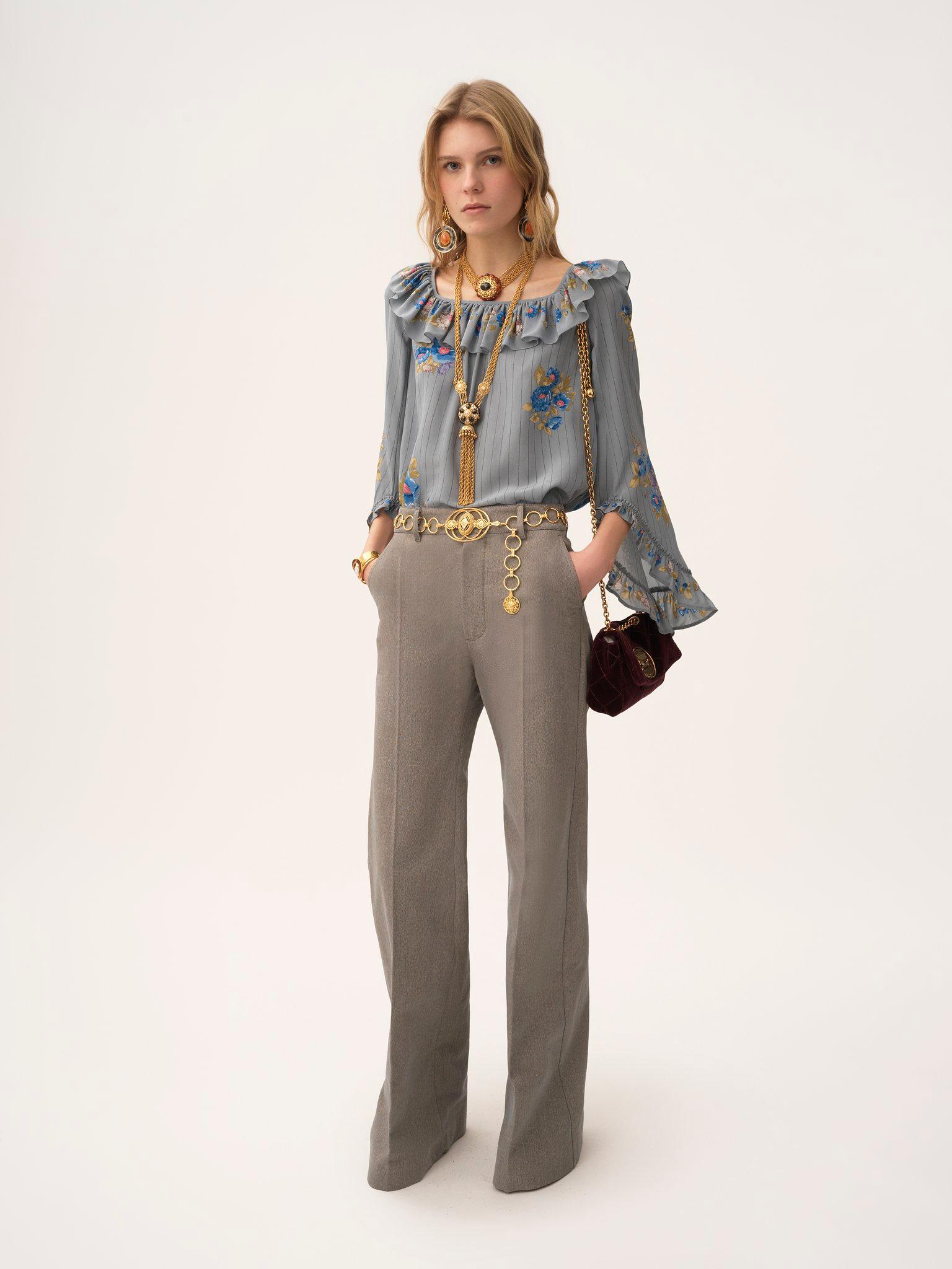 Square-neck ruffle top in crêpe de chine Product Image