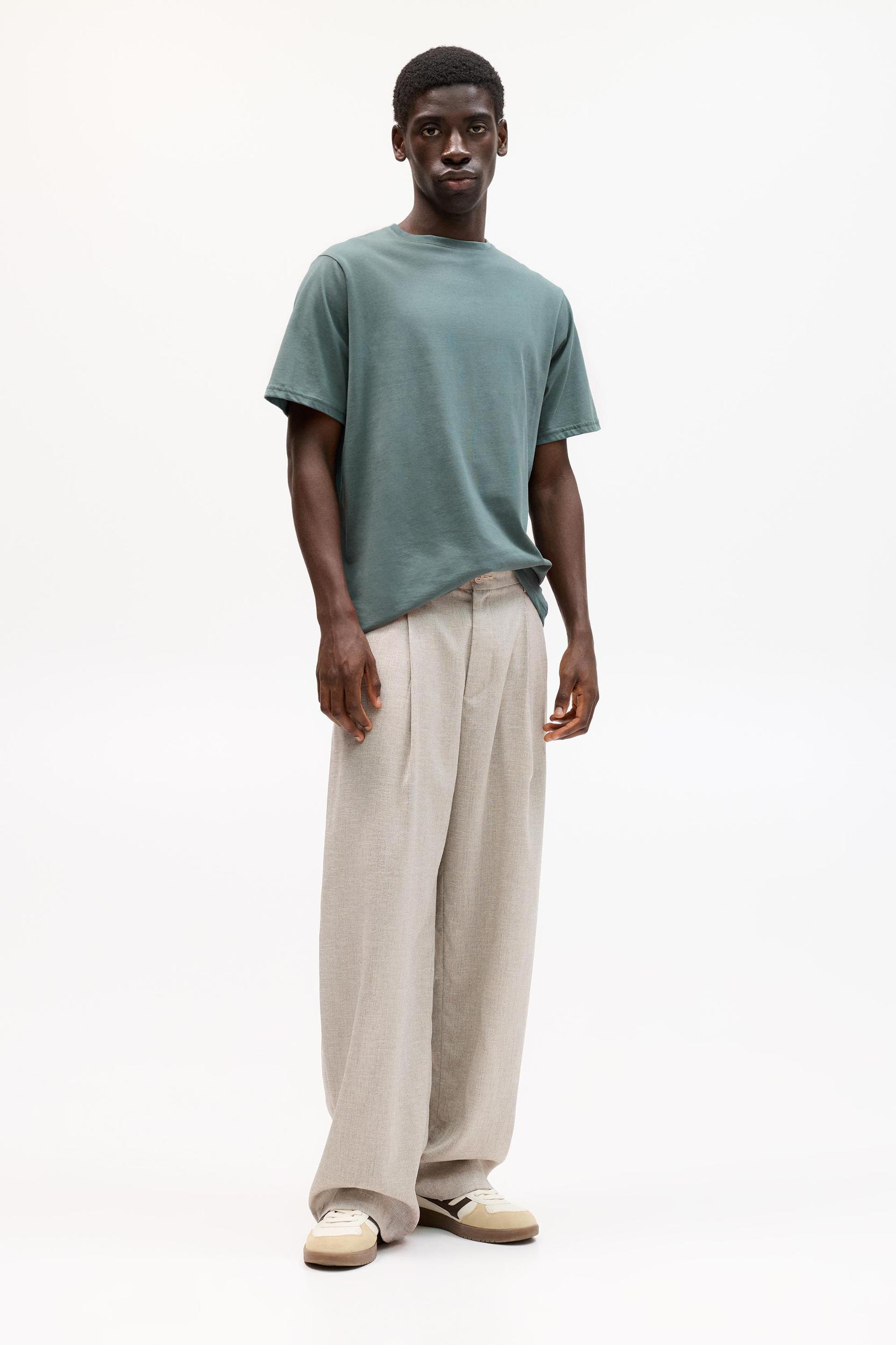 Basic short sleeve cotton T-shirt Product Image