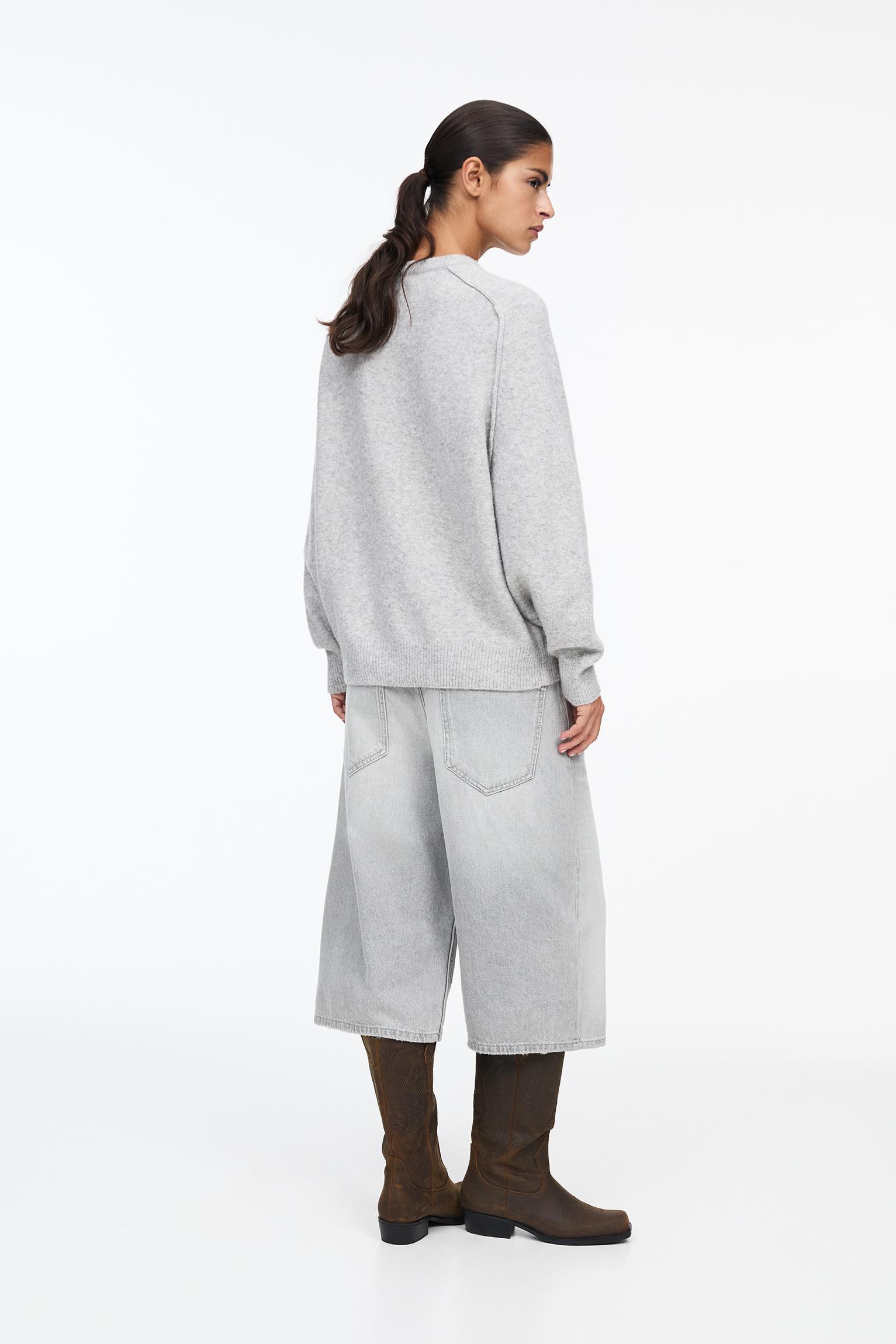Oversize sweater Product Image