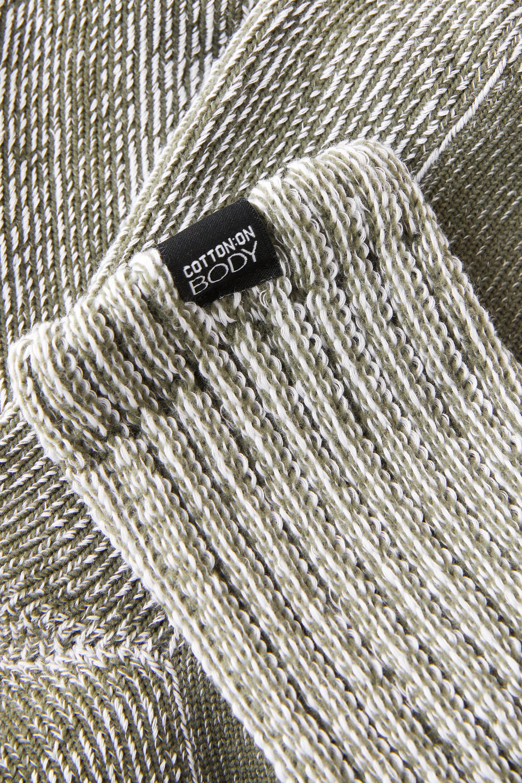 Body Hiking Sock Product Image