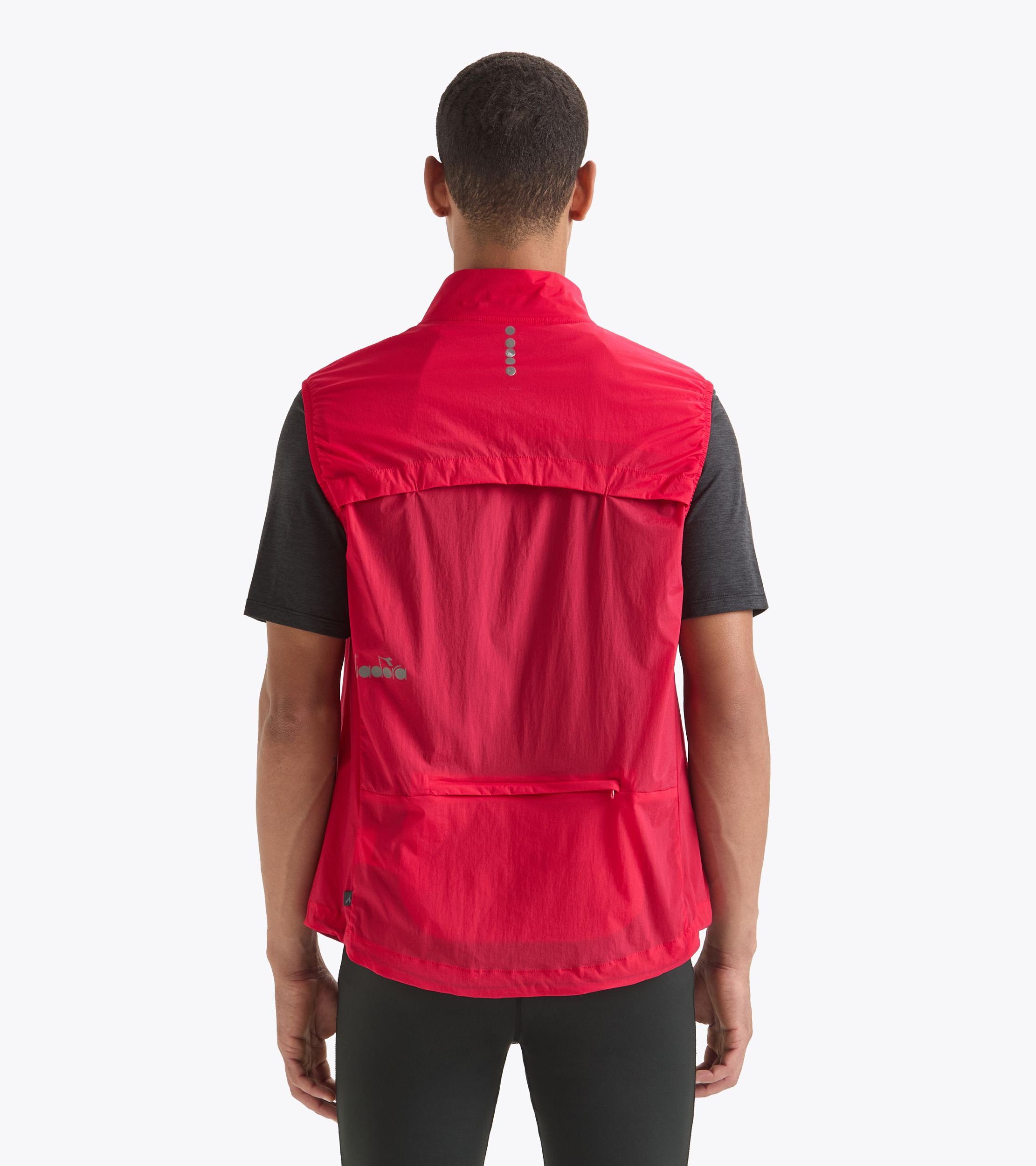 PACKABLE VEST Product Image