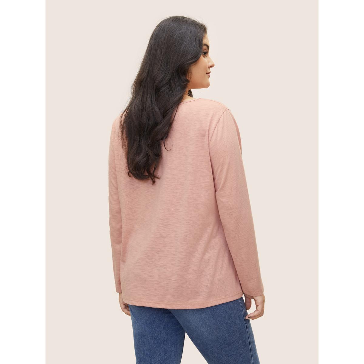 Plus Size Solid Heather Scalloped Trim T-shirt Pink Women Casual Plain Plain V-neck Everyday T-shirts BloomChic 22-24/3X Product Image