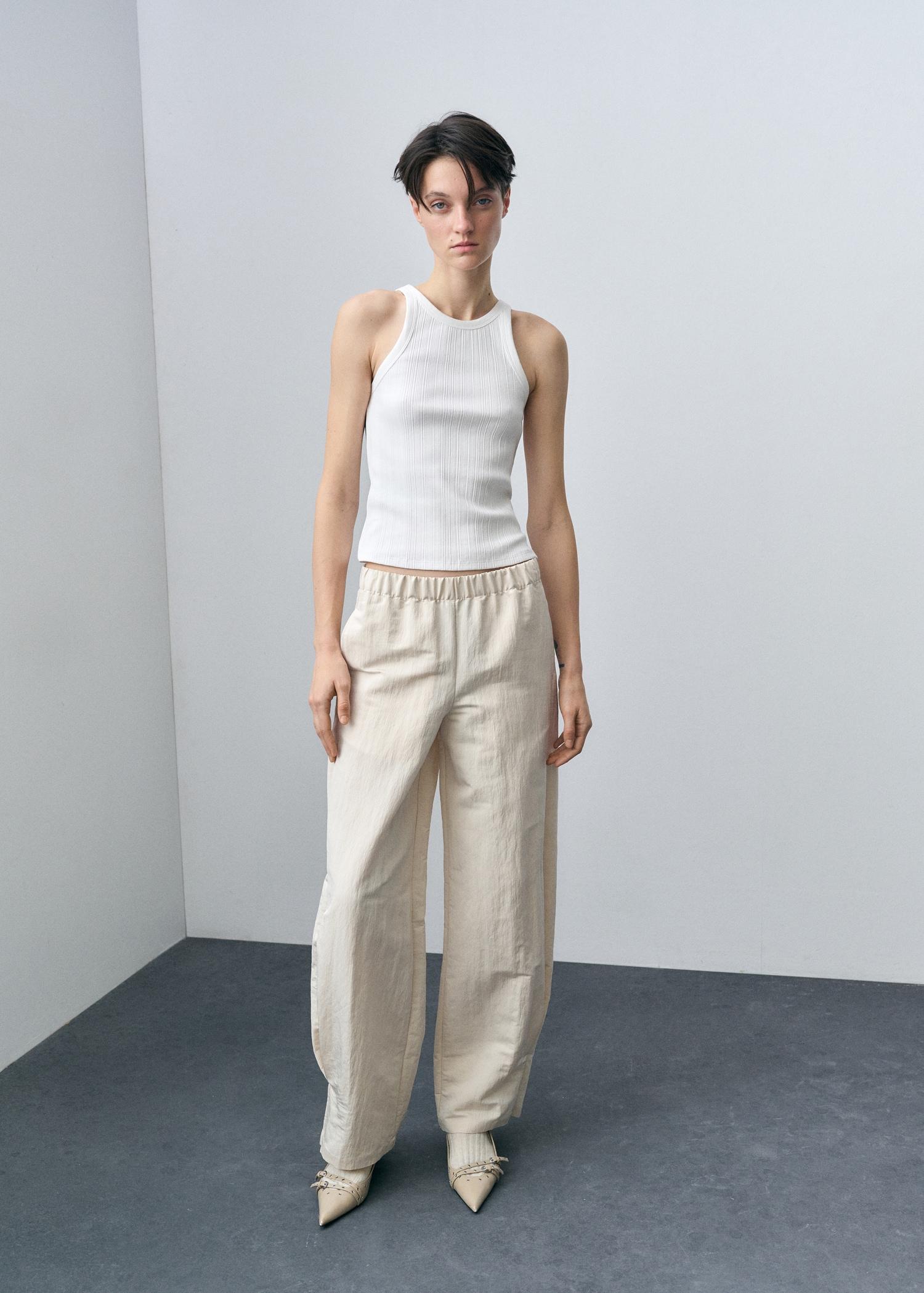 Cotton halter-neck top - Women | MANGO USA Product Image