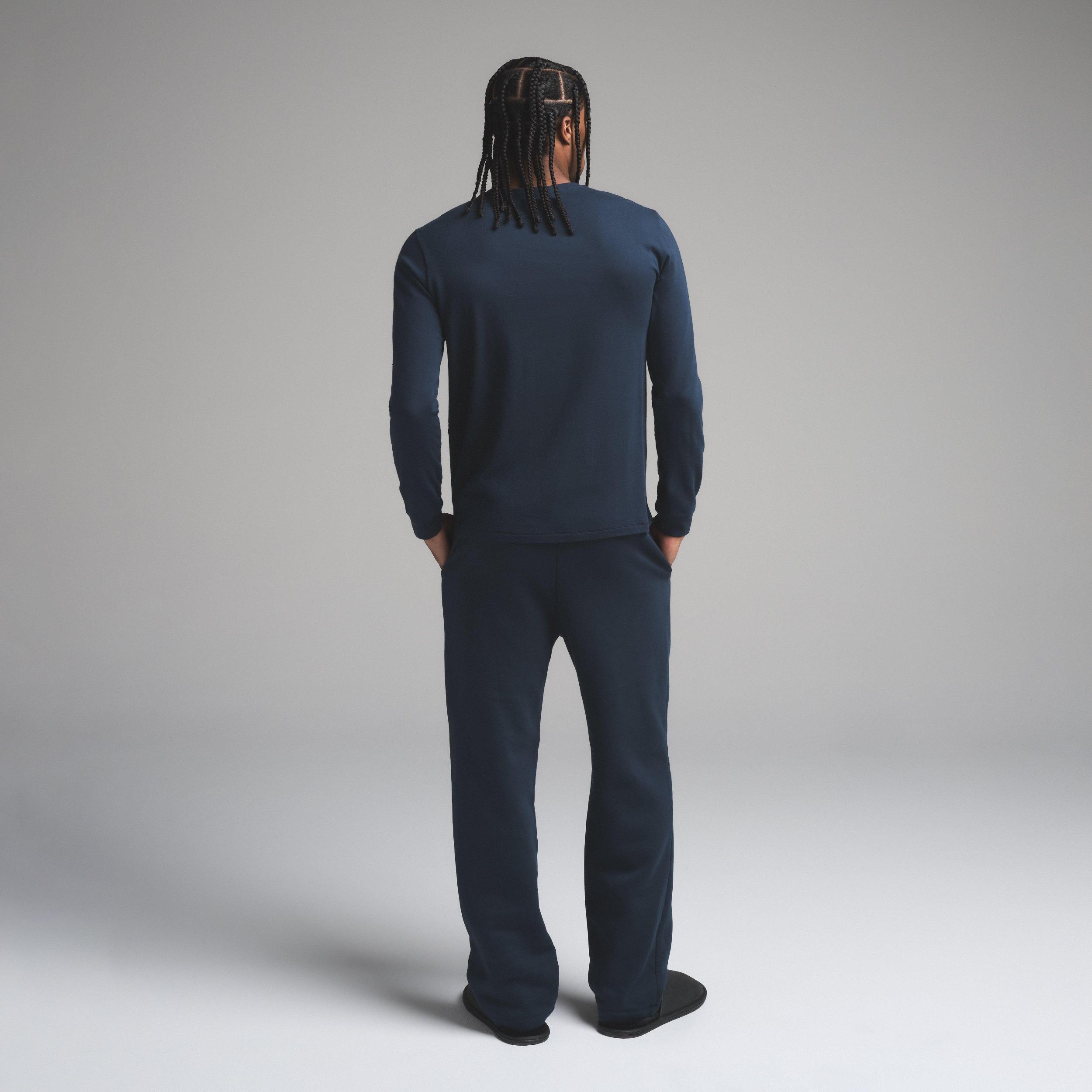 SKIMS COTTON MENS CLASSIC LONG SLEEVE T-SHIRT | NAVY Product Image