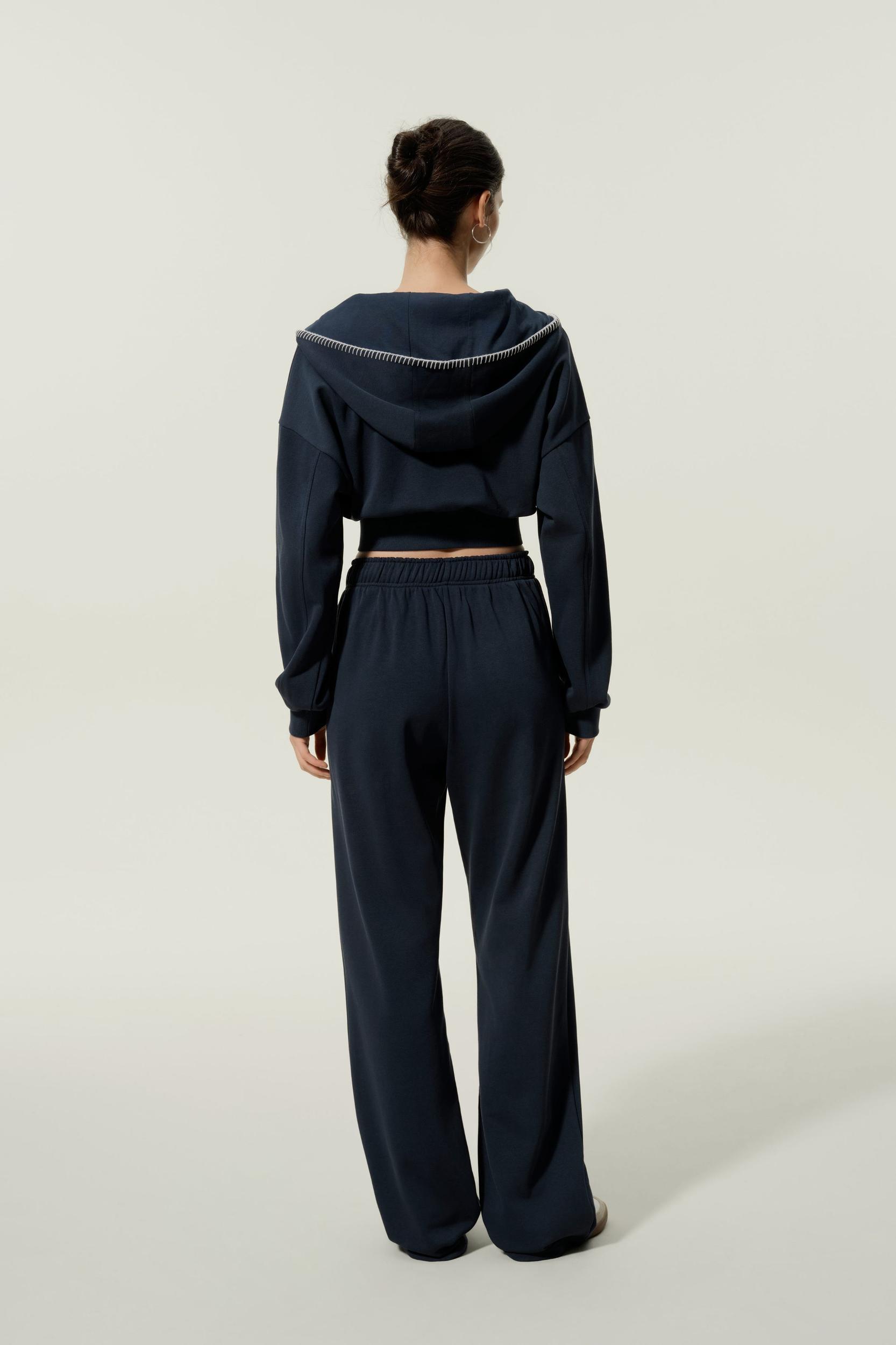 Seamflow Stride Sweatpants Product Image