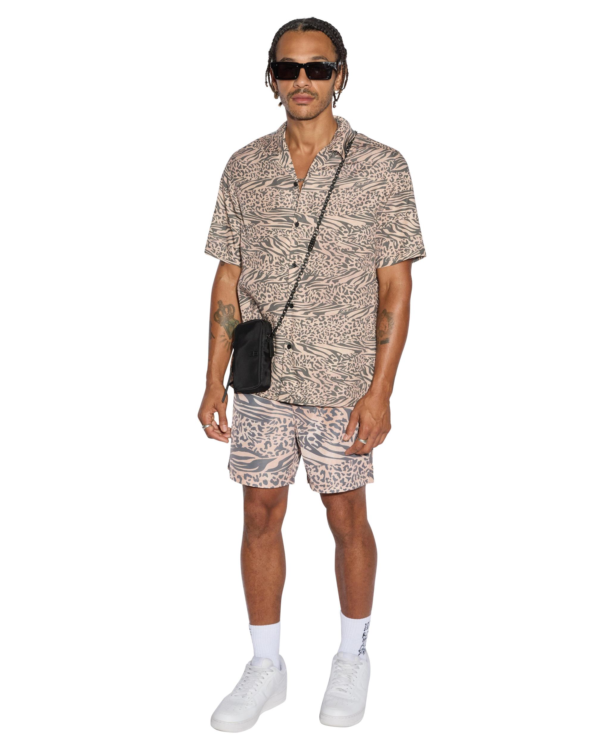 CONFUSED RESORT SS SHIRT LEO Male Product Image