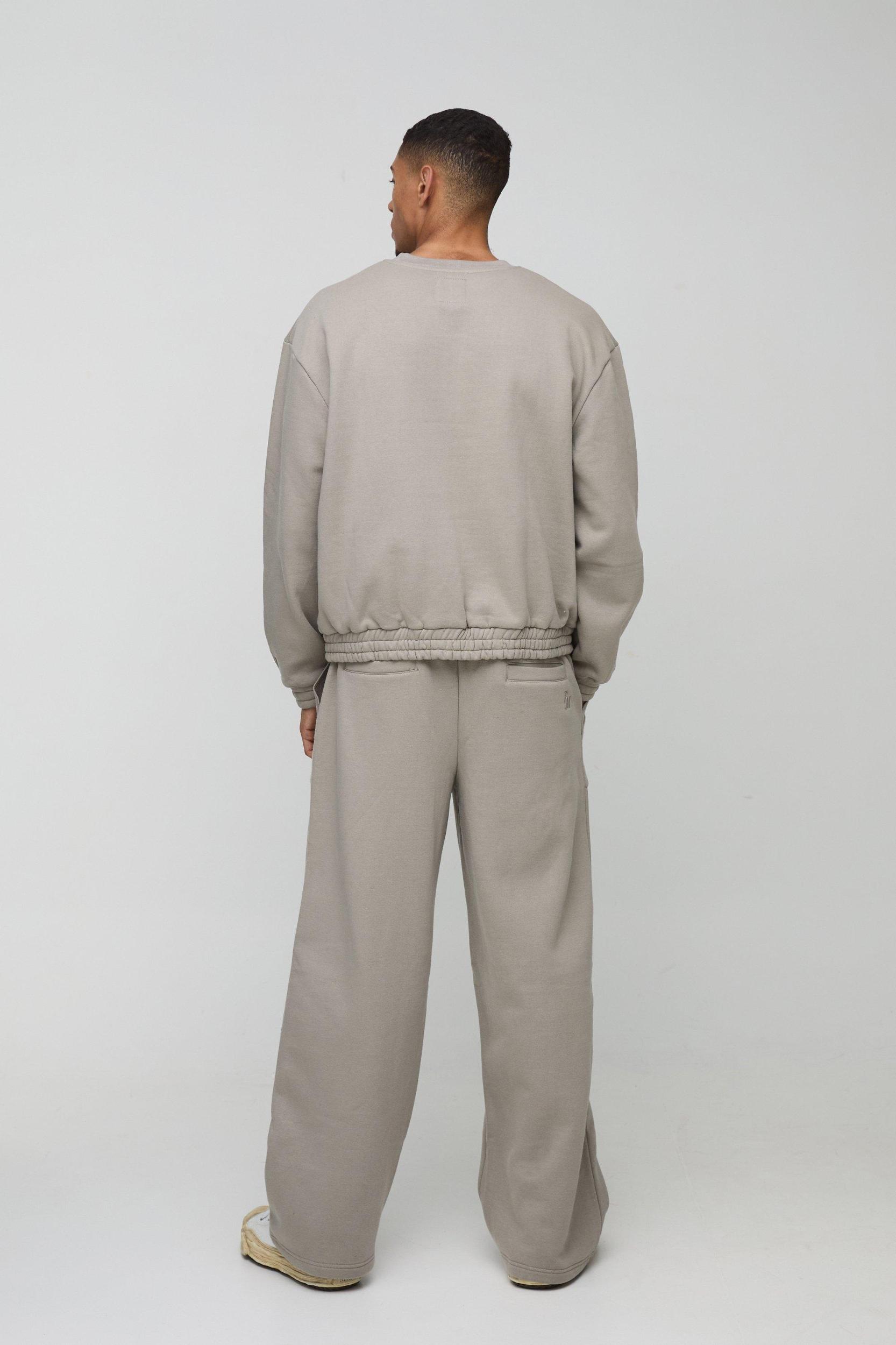 Oversized Boxy Heavyweight 3D Print Pocket Sweatshirt | boohooMAN USA Product Image