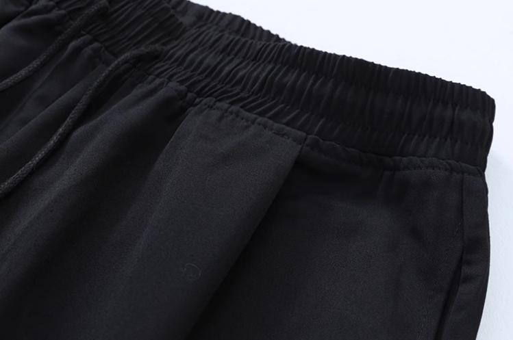 RT No. 11520 BLACK FOLDED PLEATED STRAIGHT PANTS Product Image