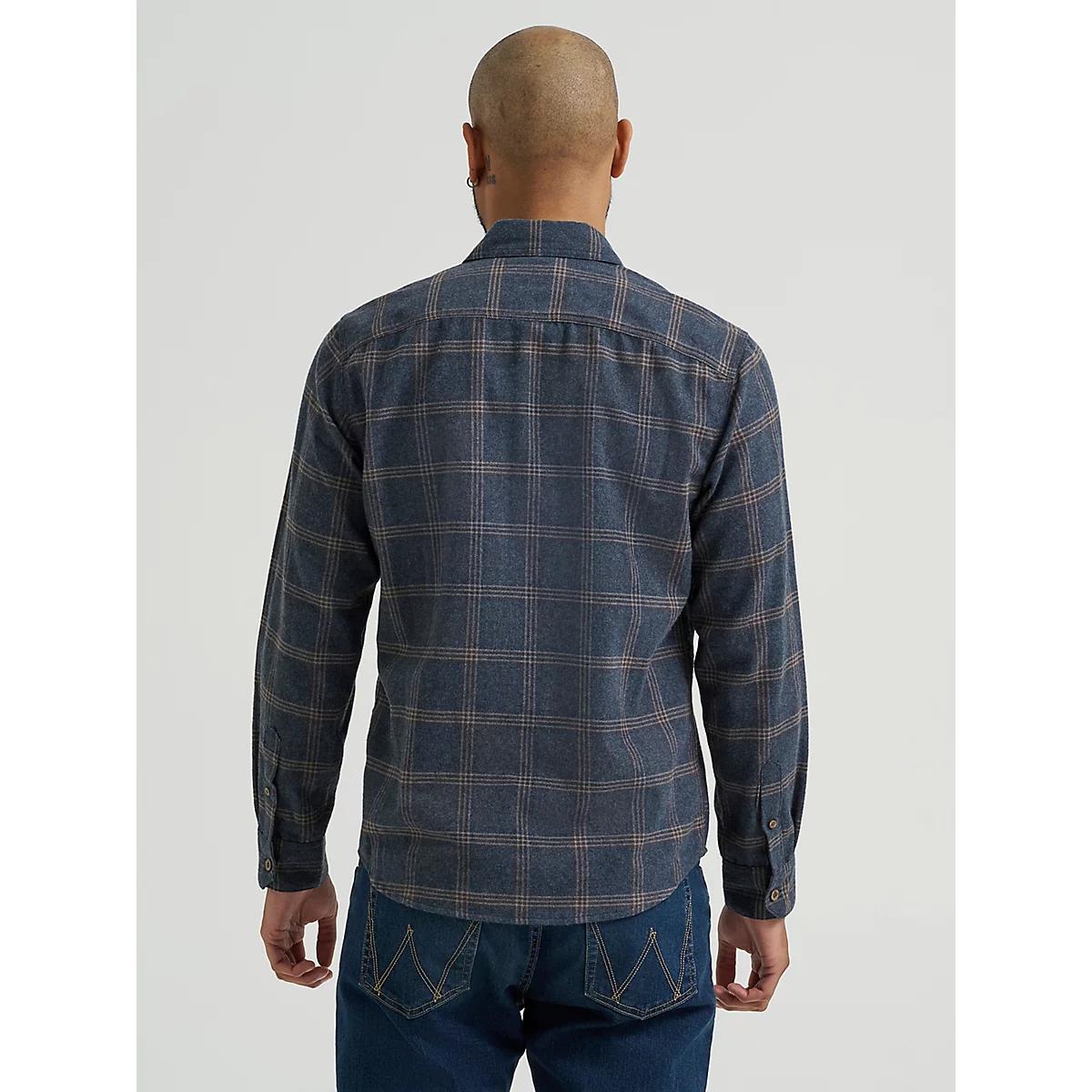 Men's Wrangler® Flannel Plaid Shirt in Dark Sapphire Product Image