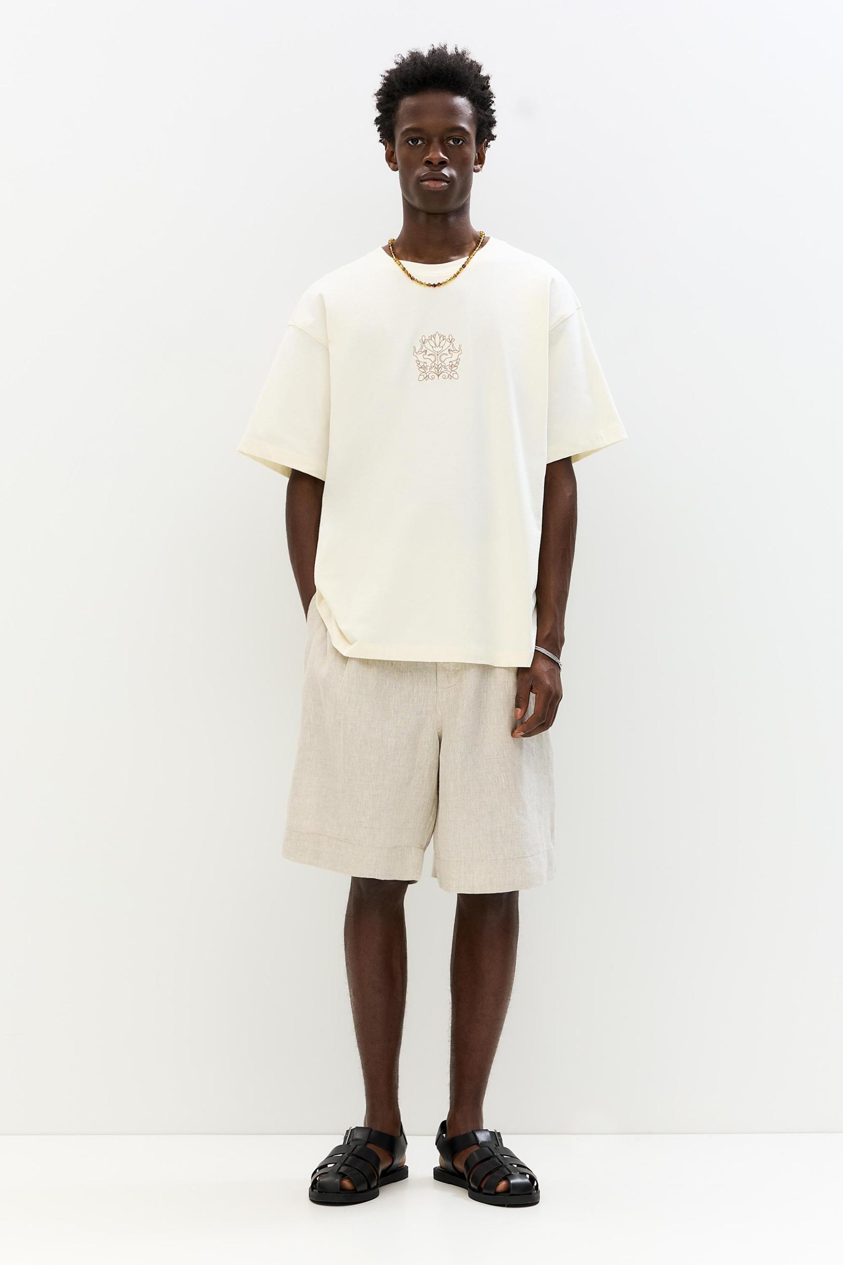 T-shirt with floral embroidery Product Image